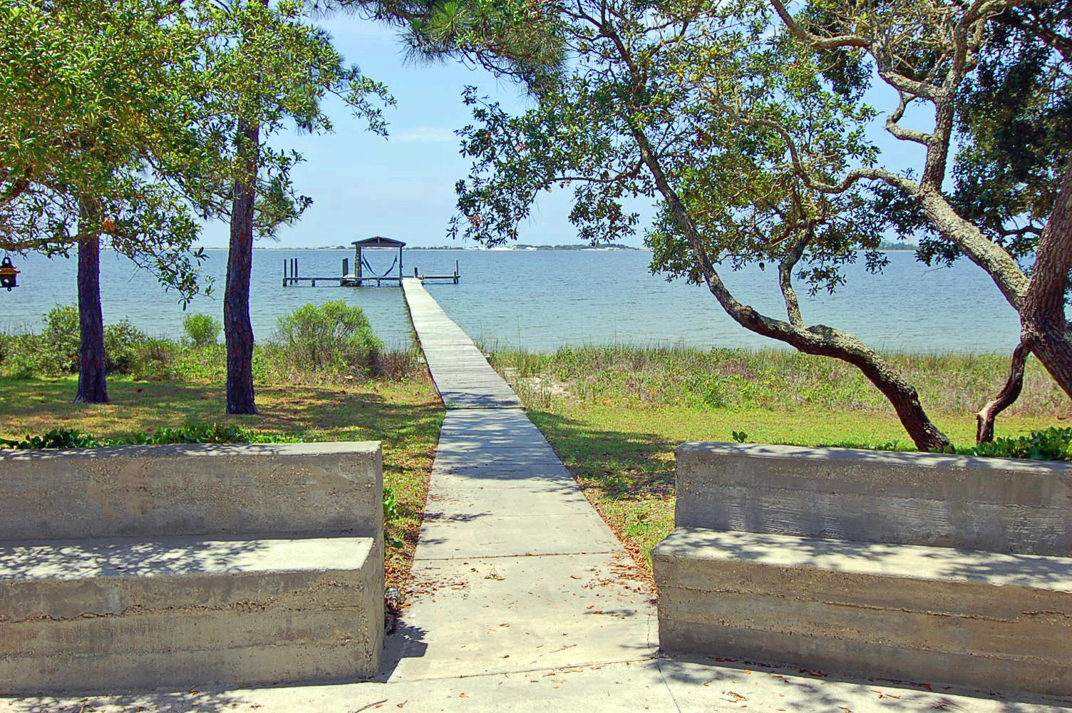 FOREST SHORES - Residential