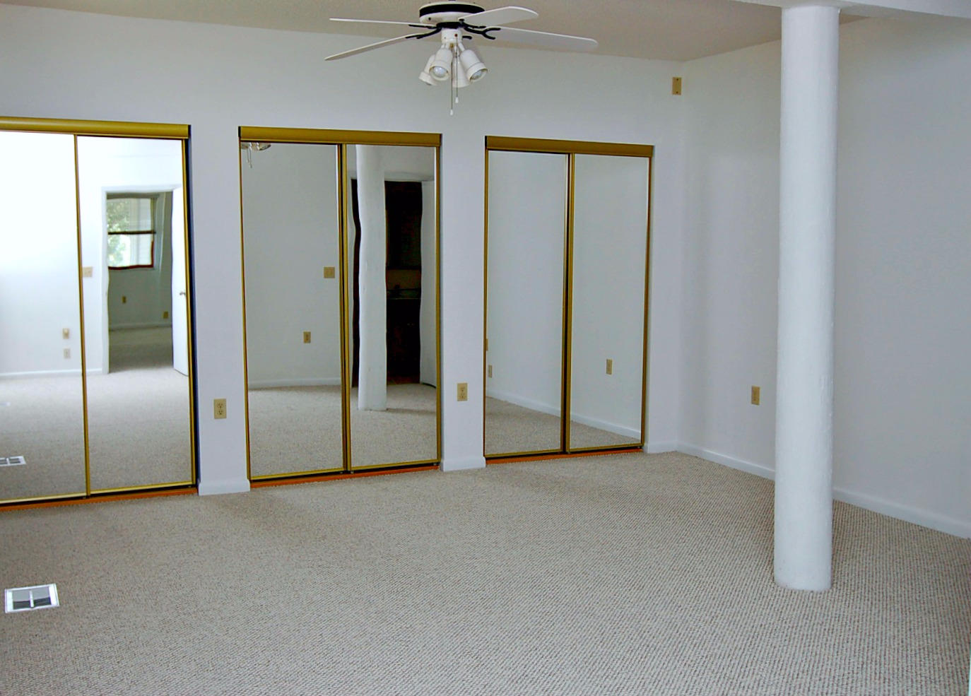 FOREST SHORES - Residential