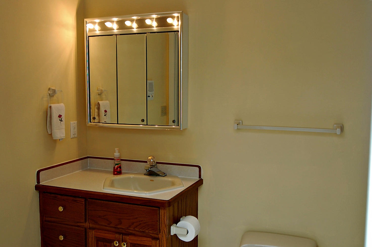 FOREST SHORES - Residential