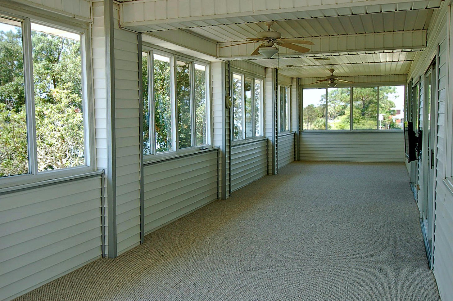 FOREST SHORES - Residential