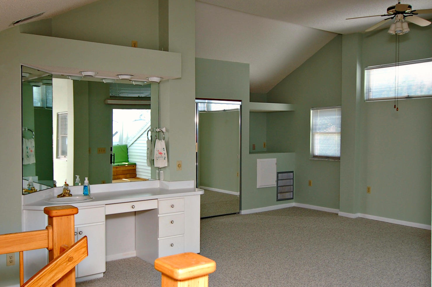 FOREST SHORES - Residential