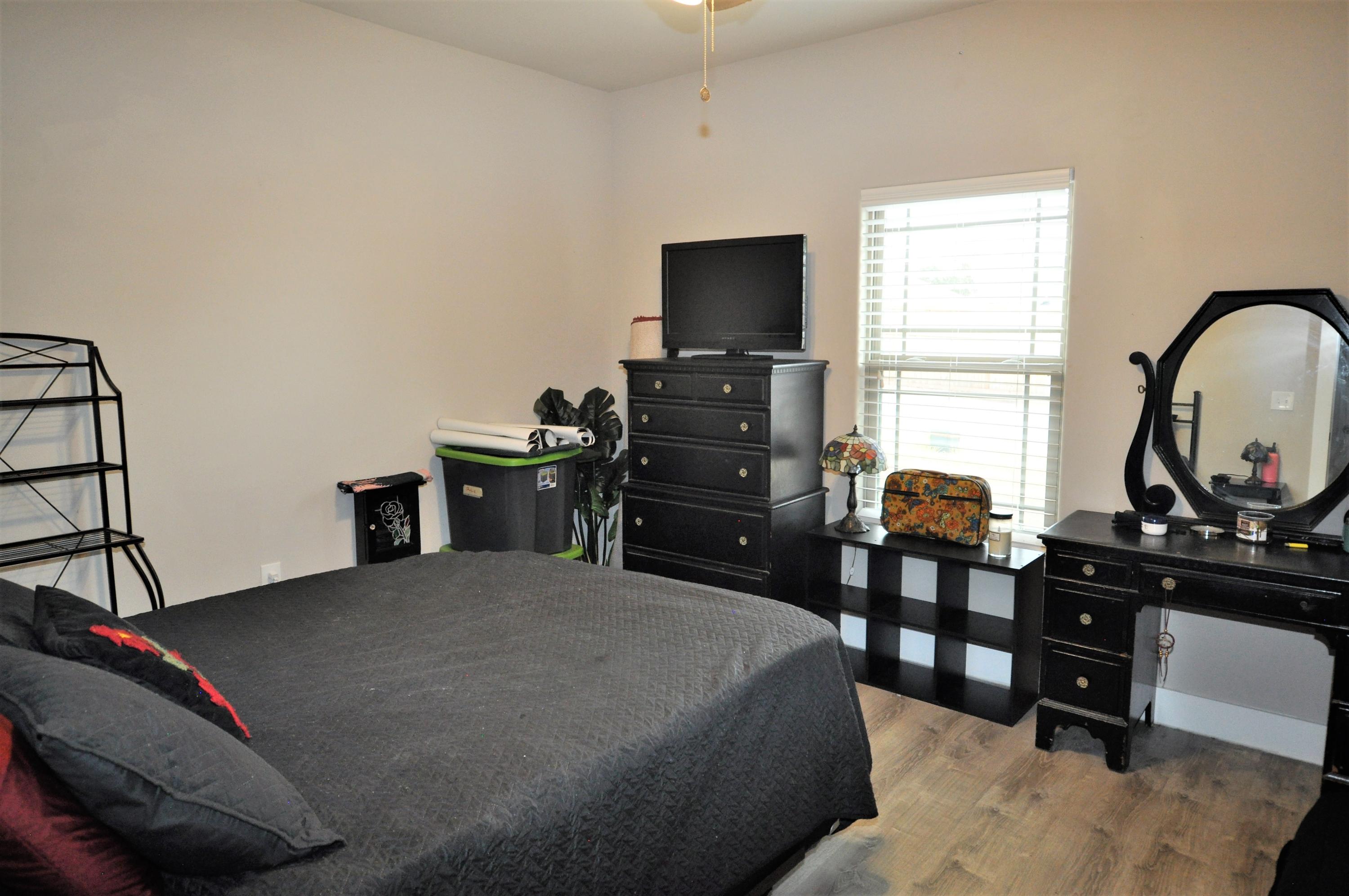 ROXBURY MANOR - Residential