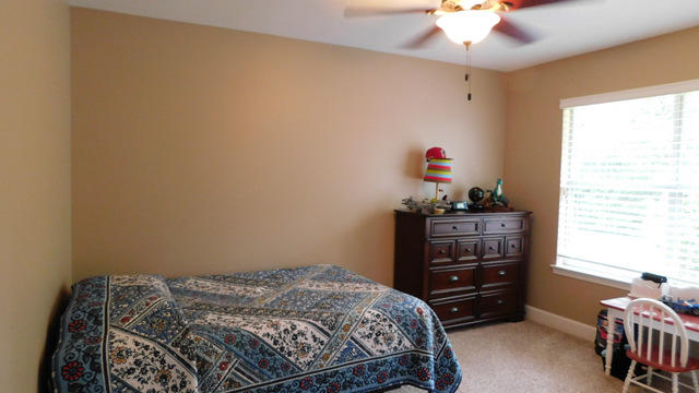 GLENLAKE PH 1 - Residential