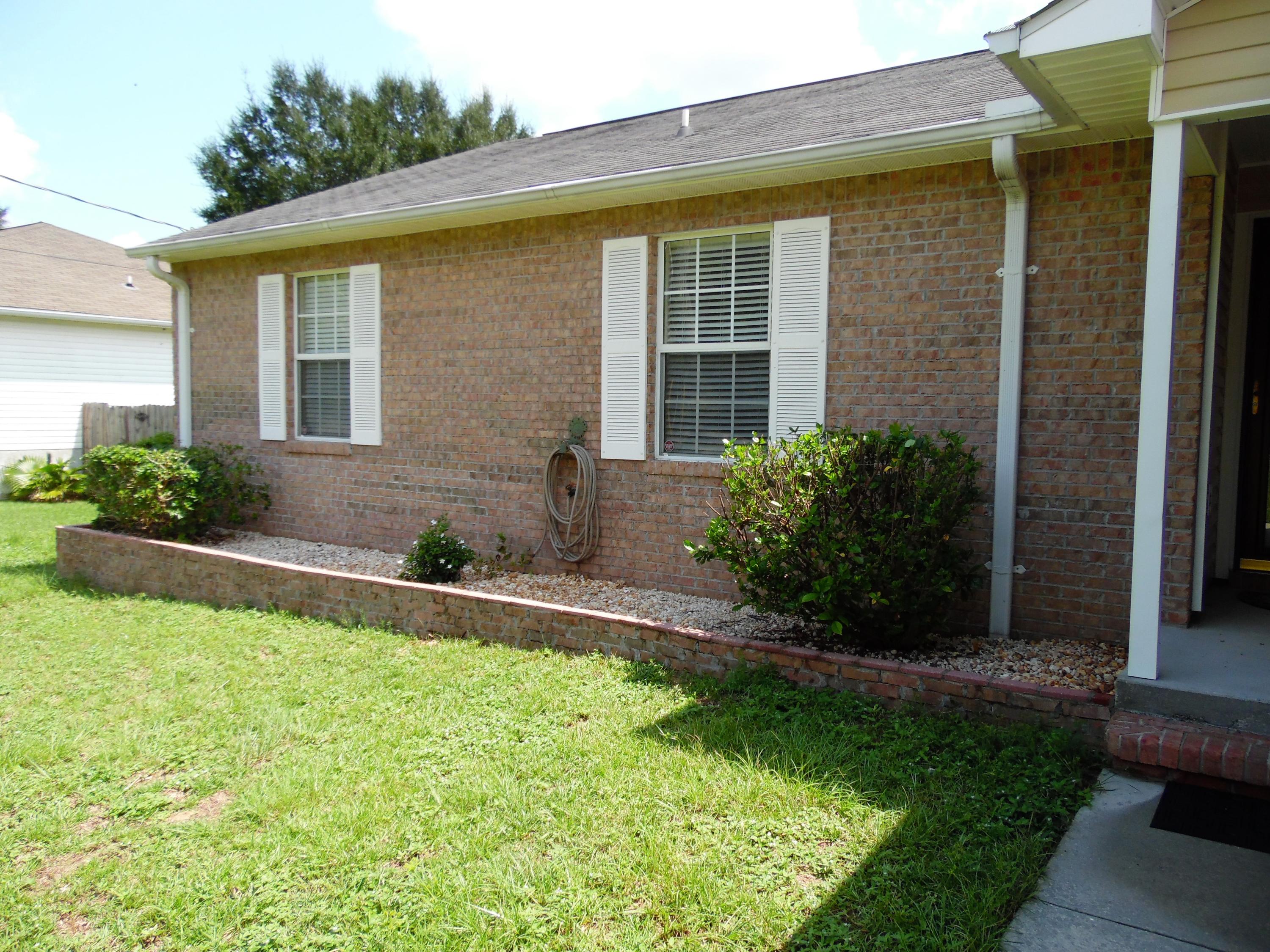 FAIRCHILD ESTATES - Residential