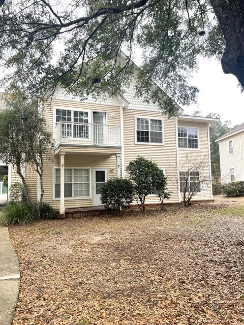 A home in Niceville