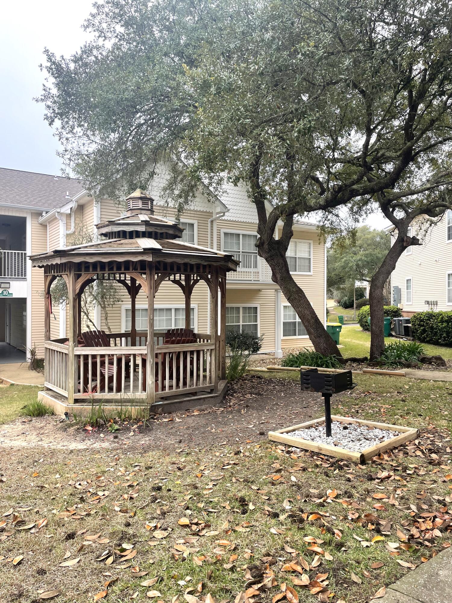 THE OAKS AT NICEVILLE PH I - Residential