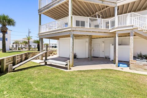 A home in Pensacola Beach