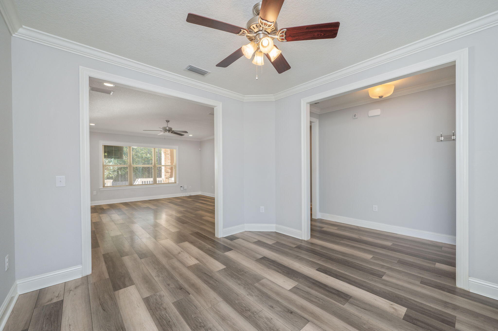 MILL CREEK FARMS - Residential