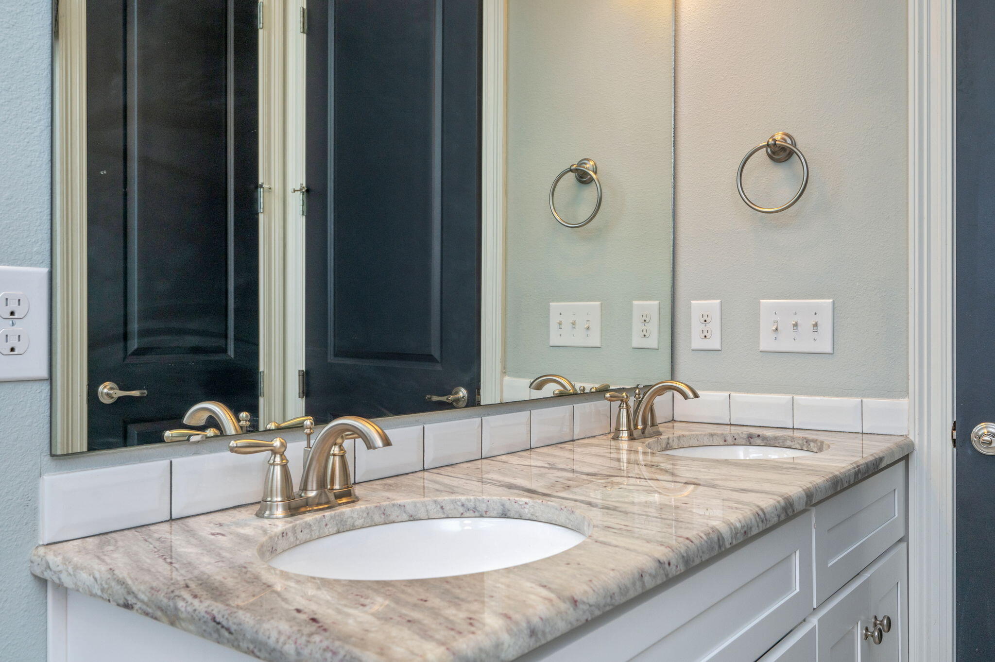 MILL CREEK FARMS - Residential