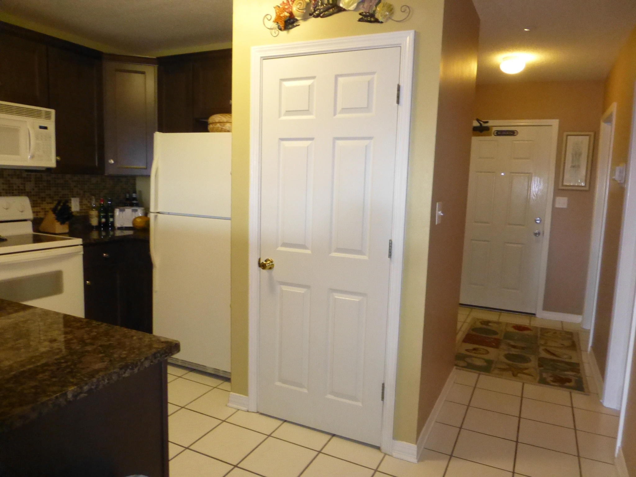 MARAVILLA CONDO 3 - Residential