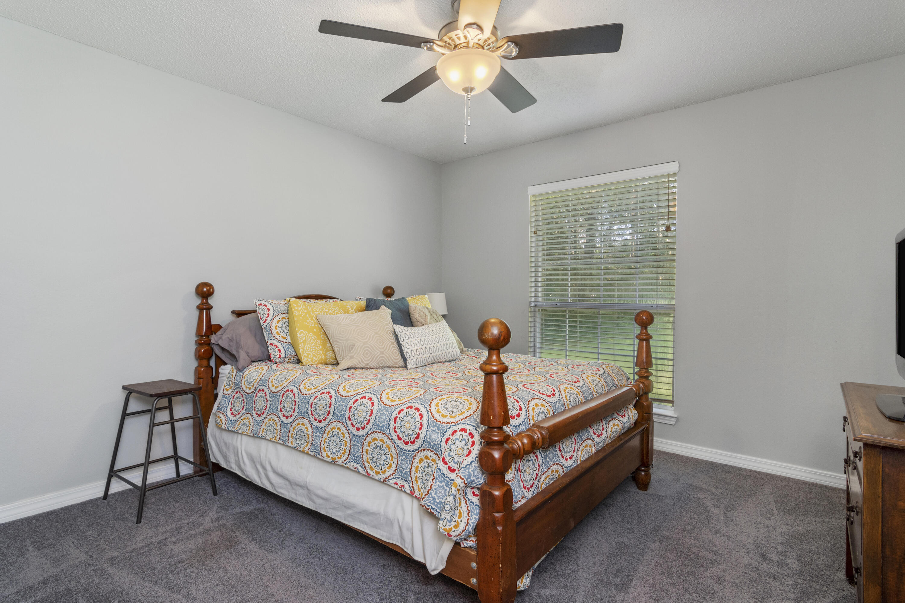 COUNTRYWOOD EST - Residential