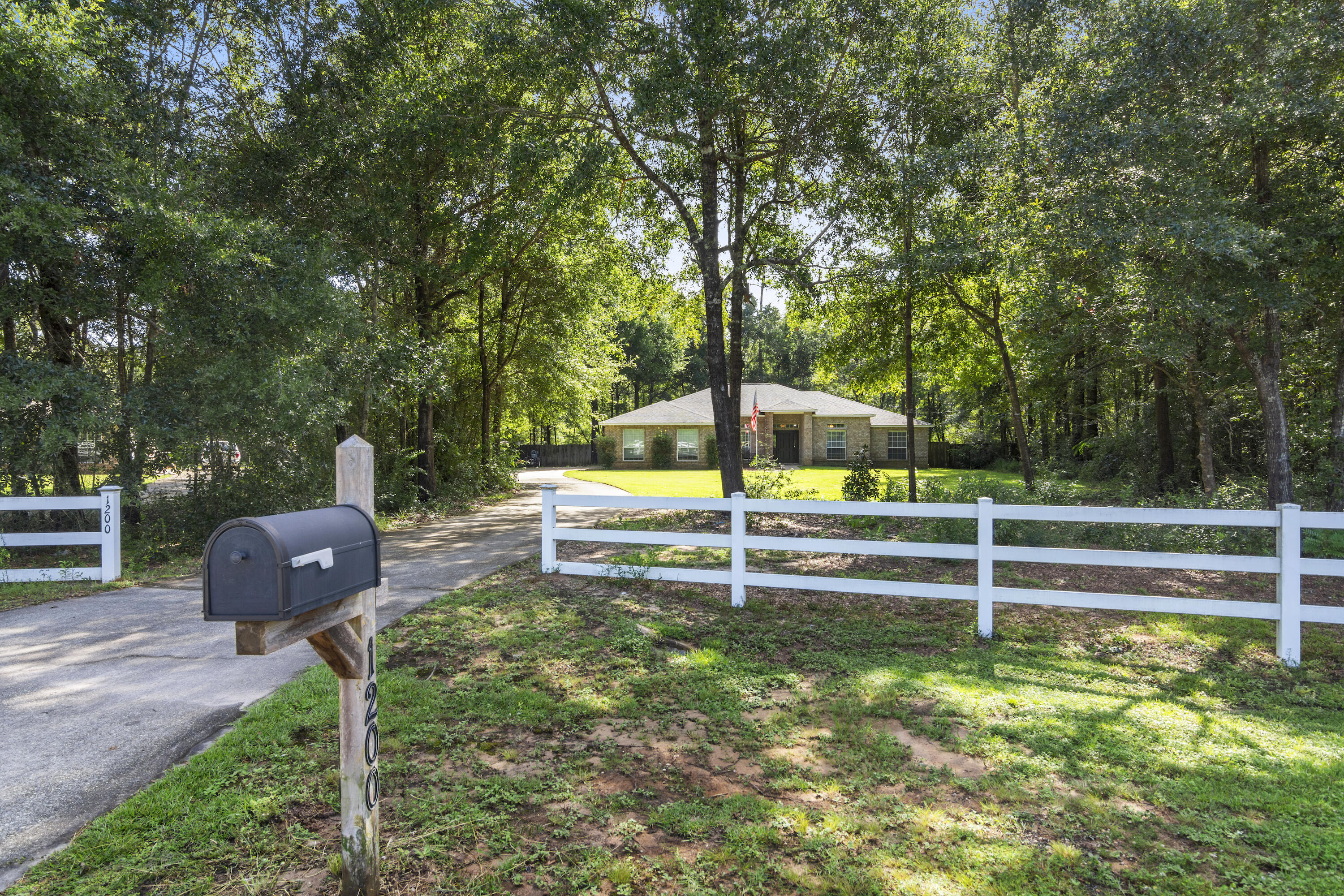 COUNTRYWOOD EST - Residential