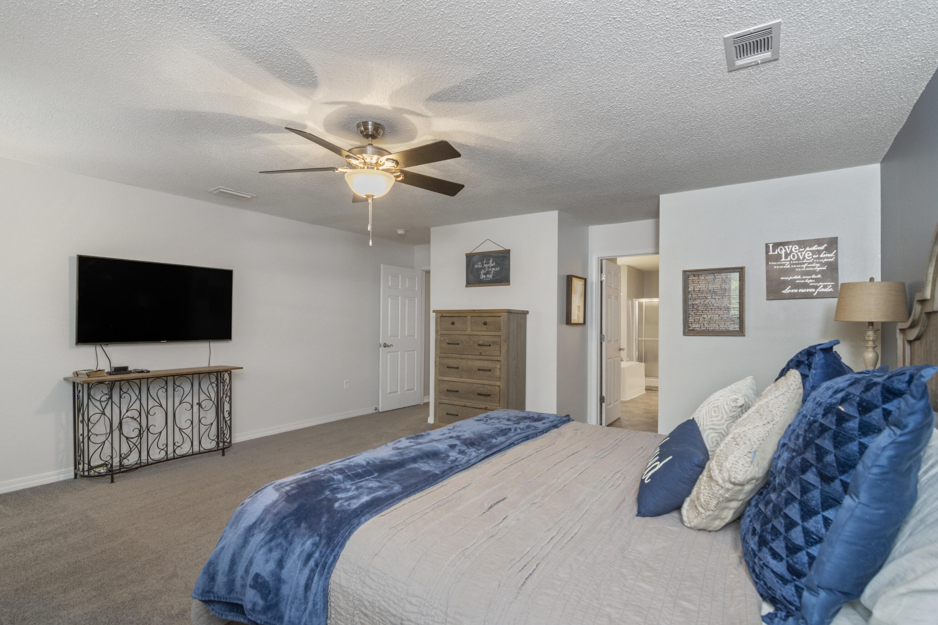 COUNTRYWOOD EST - Residential