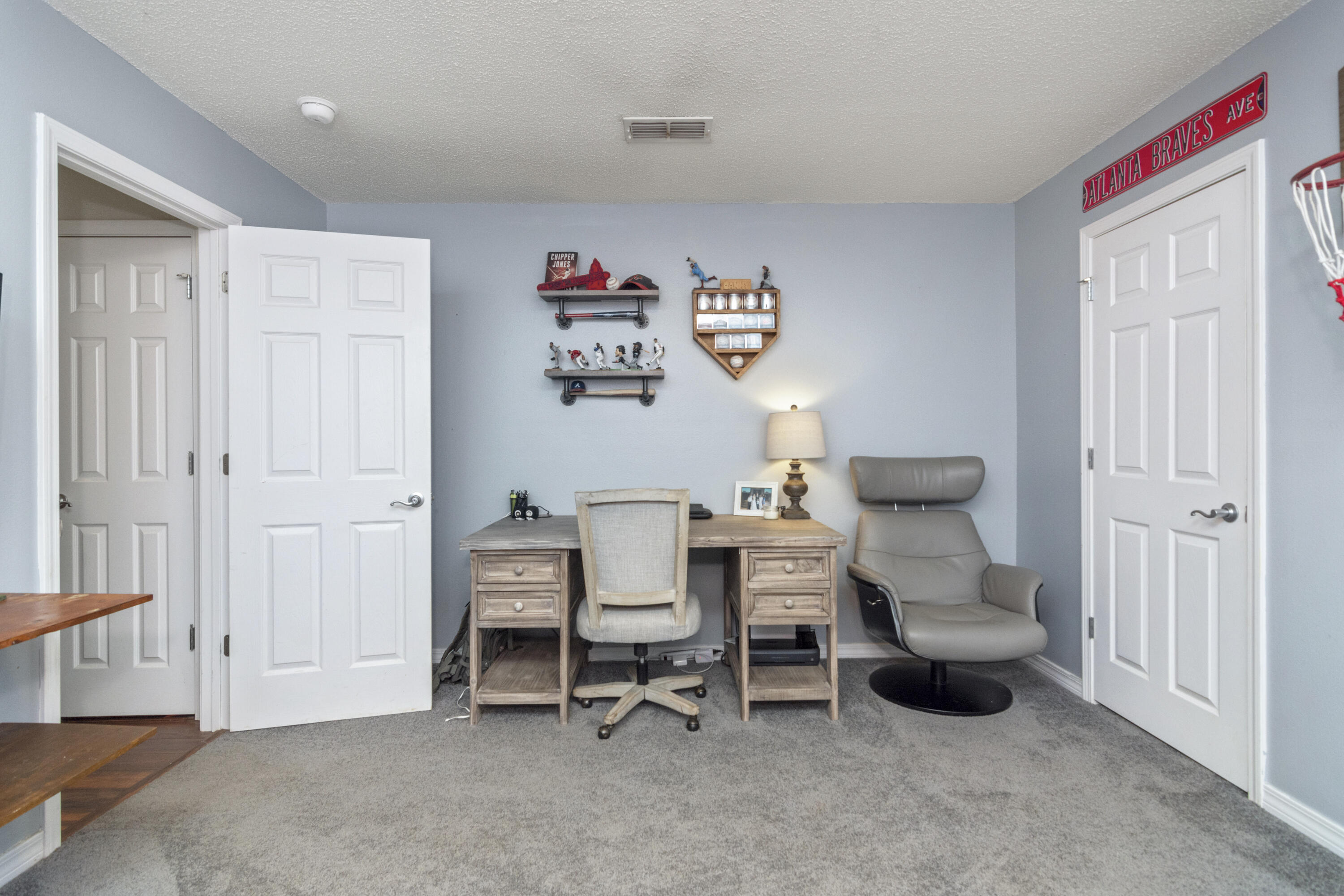 COUNTRYWOOD EST - Residential