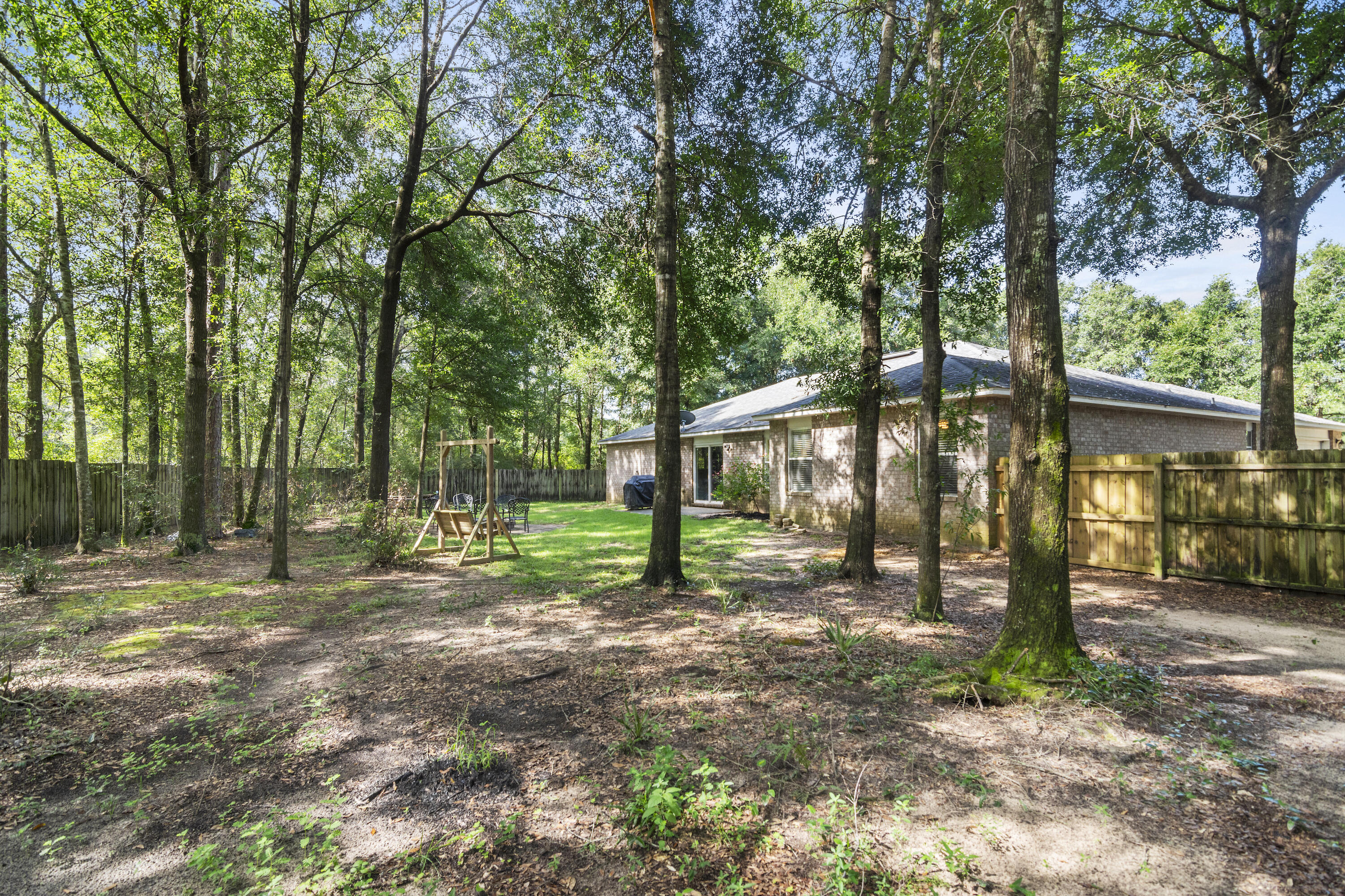 COUNTRYWOOD EST - Residential