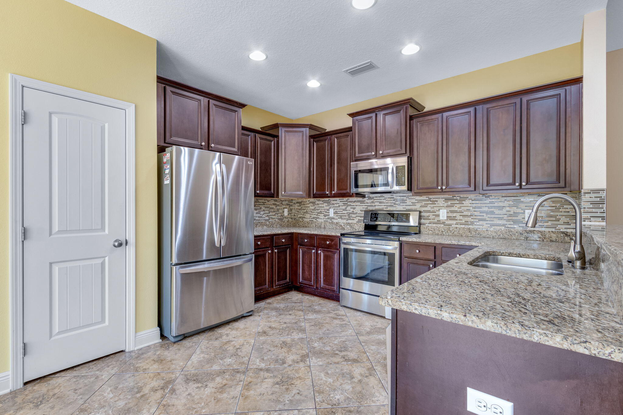 RUSTIC RIDGE ESTATES - Residential