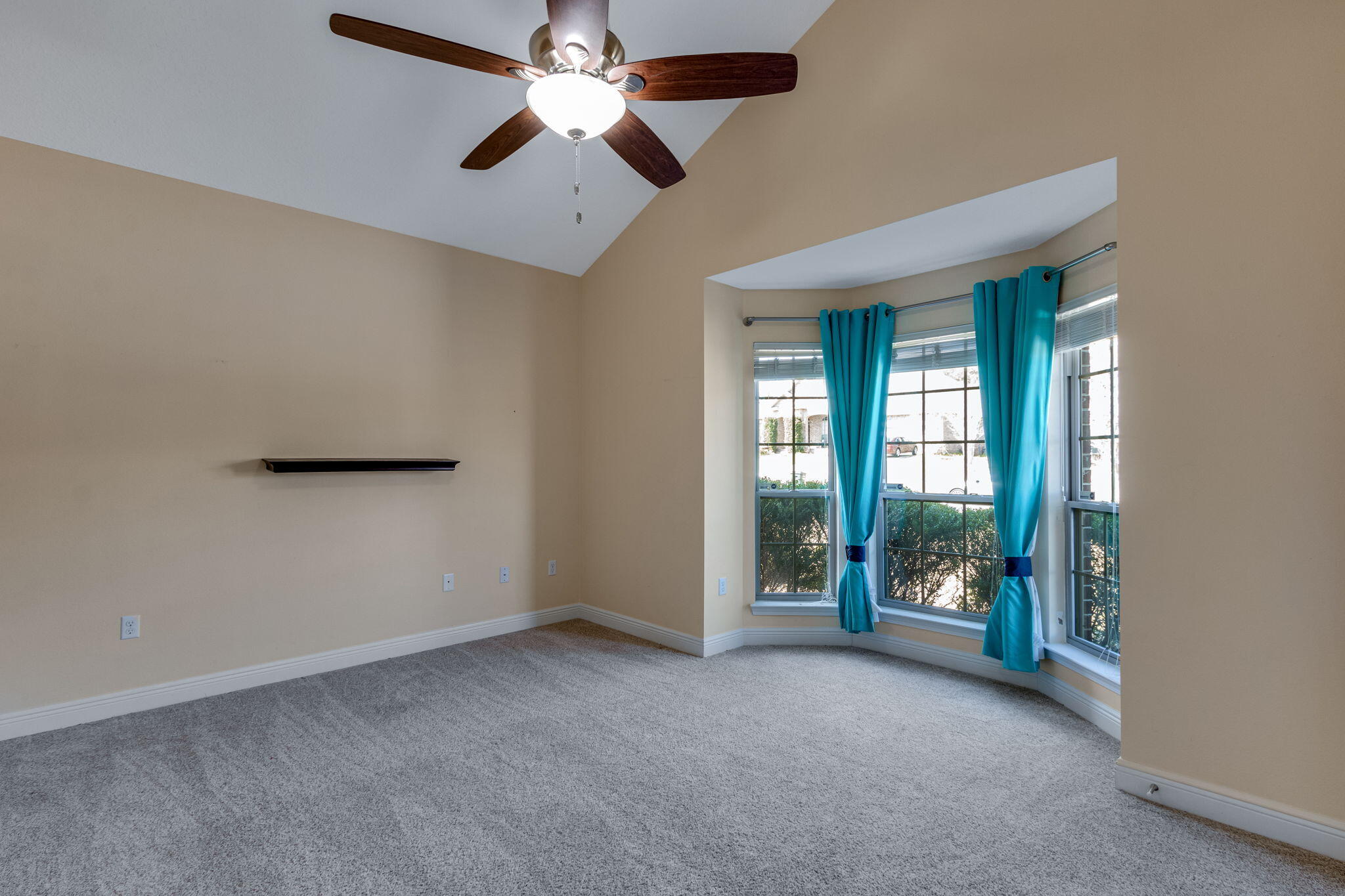 RUSTIC RIDGE ESTATES - Residential