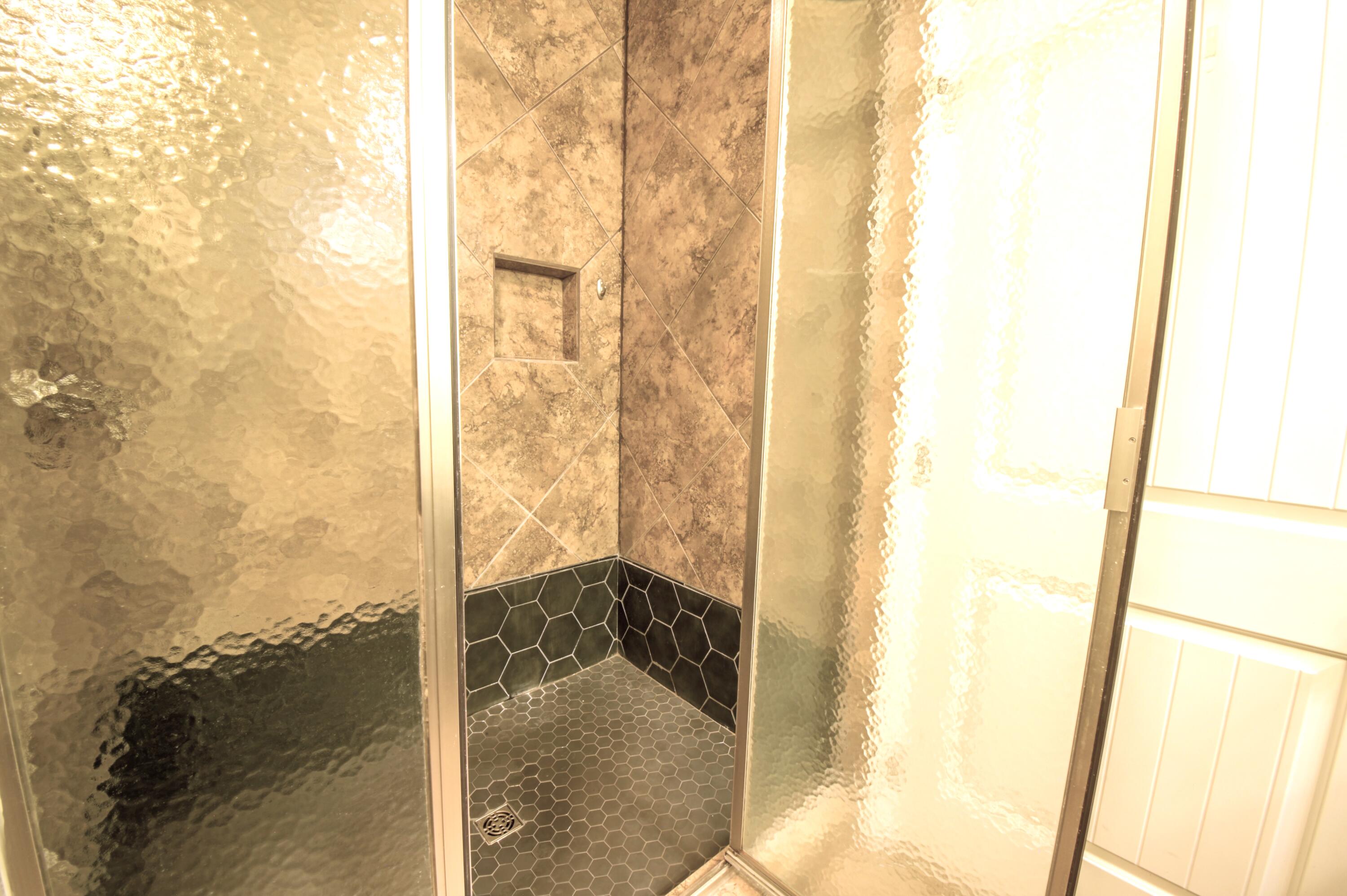 RUSTIC RIDGE ESTATES - Residential