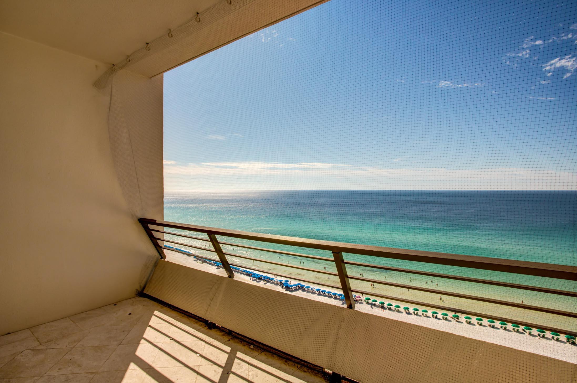 EMERALD TOWERS CONDO - Residential