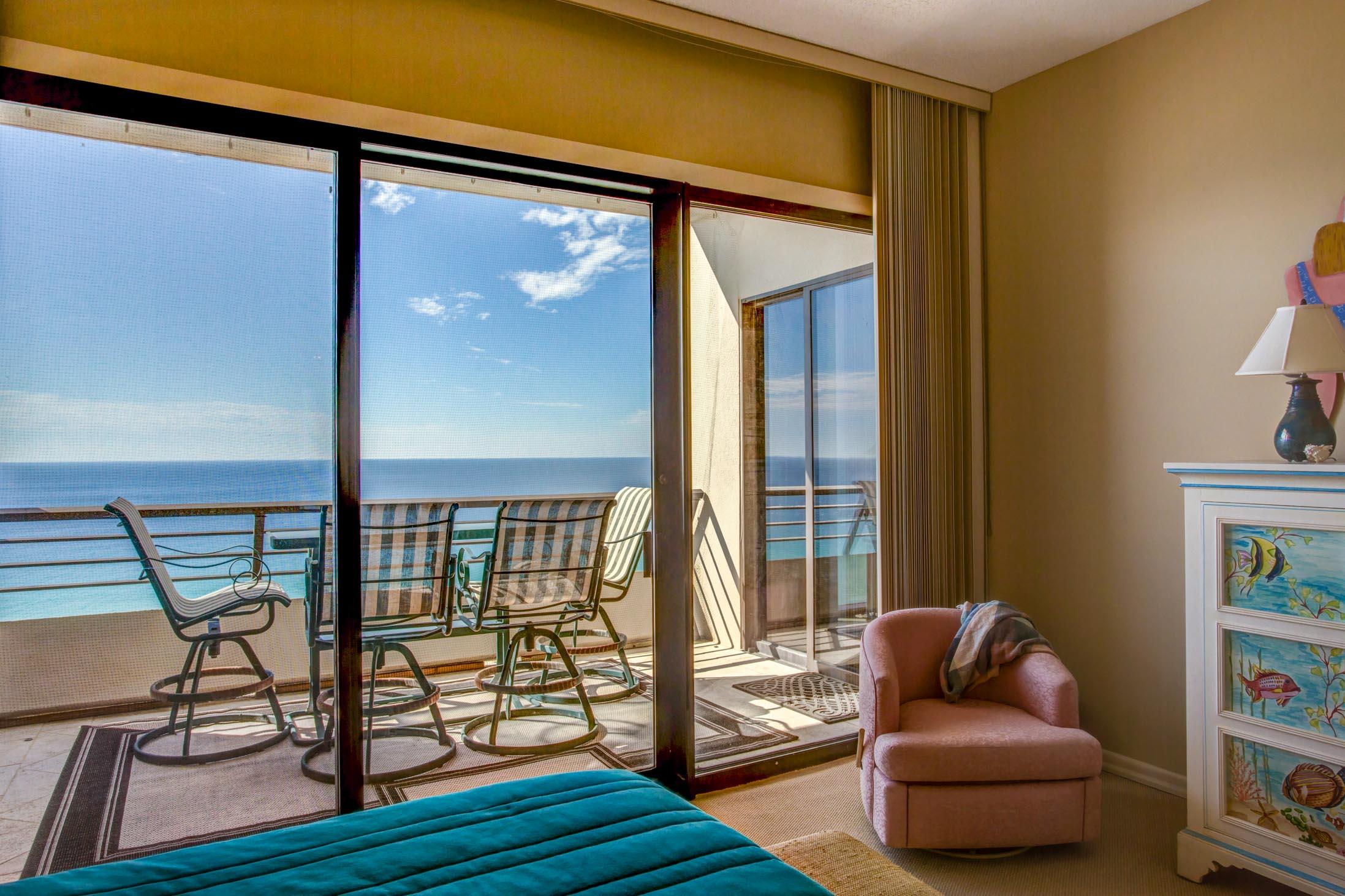 EMERALD TOWERS CONDO - Residential