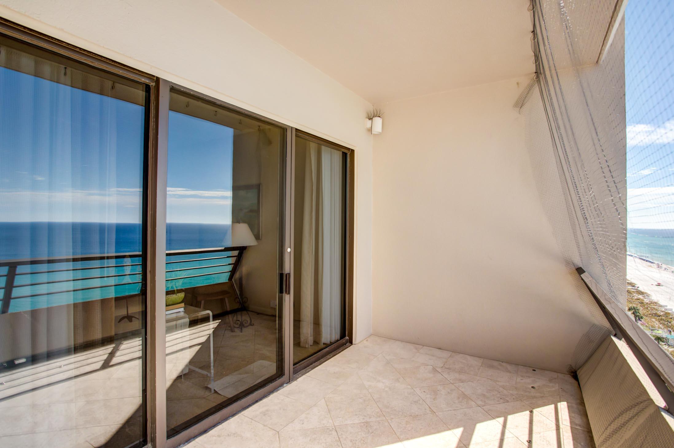 EMERALD TOWERS CONDO - Residential