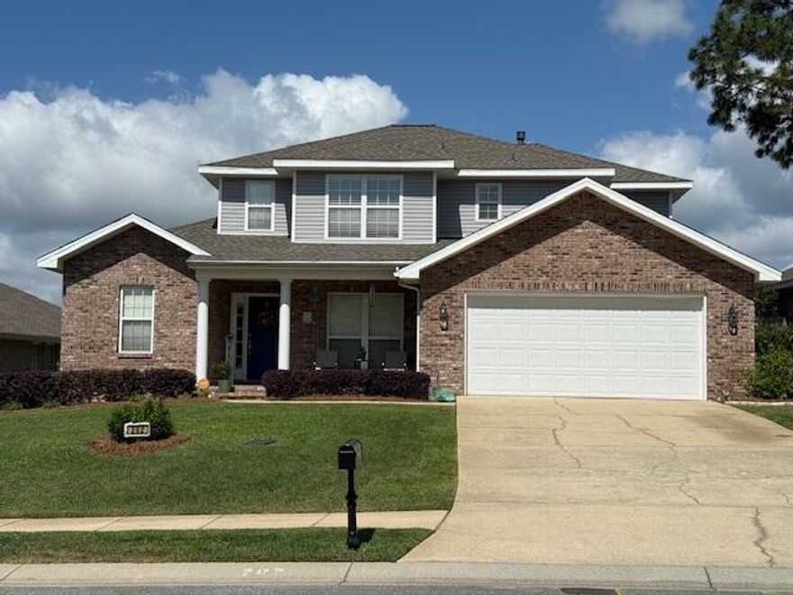 $10,000 seller incentive for closing cost or interest rate buy down!This stunning 4 bedroom 2.5 bath two story home is located in the desirable Woodridge Subdivision in the heart of Niceville. If you are looking for a centrally located home, look no further. Woodridge is located within 20 minutes of Eglin AFB, Duke Field/7th Group, Destin with its ''sugar white beaches'', and convenient to I-10. Top ranked schools are less than 5 miles away ranging from Kindergarten through college. Step inside to discover a warm and inviting foyer that sets the tone for the rest of the home. The spacious living areas boast all new LVP flooring that flows seamlessly through the downstairs with the exception of the owner's suite, which has warm, inviting hardwoods. Entire home has a fresh coat of paint. Upstairs you will find 3 large bedrooms, a bonus room and full bathroom with double vanity.
The owners suite, on the first floor, features a full bathroom with double vanity, a stand alone shower and a jacuzzi tub, The large walk-in closet offers plenty of storage space. The home boasts a functional kitchen with granite countertops, large island with breakfast bar and a spacious walk in pantry. At the front of the home is a "flex" room that works well as a formal dining room, or perhaps a study or play area for young children.  Attached to the home is a fully screened large lanai with a newly installed ceiling fan. Fully fenced back yard for your privacy.  Modern Security System is provided through Vivint.  See features sheet for specific upgrades.  This exceptional property offers everything you need for comfortable and convenient living.  Don't miss your chance to call this house your home!