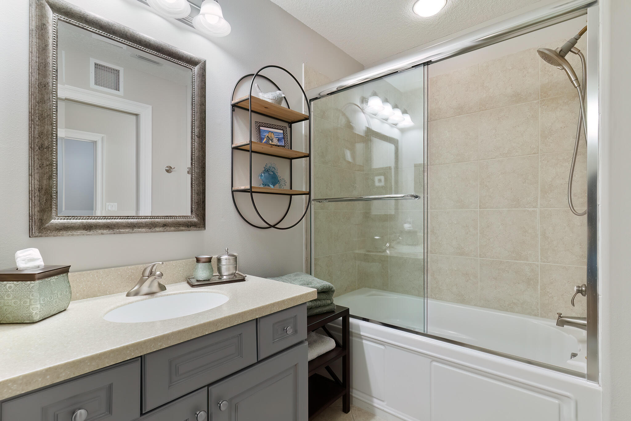 MARABELLA - Residential Lease