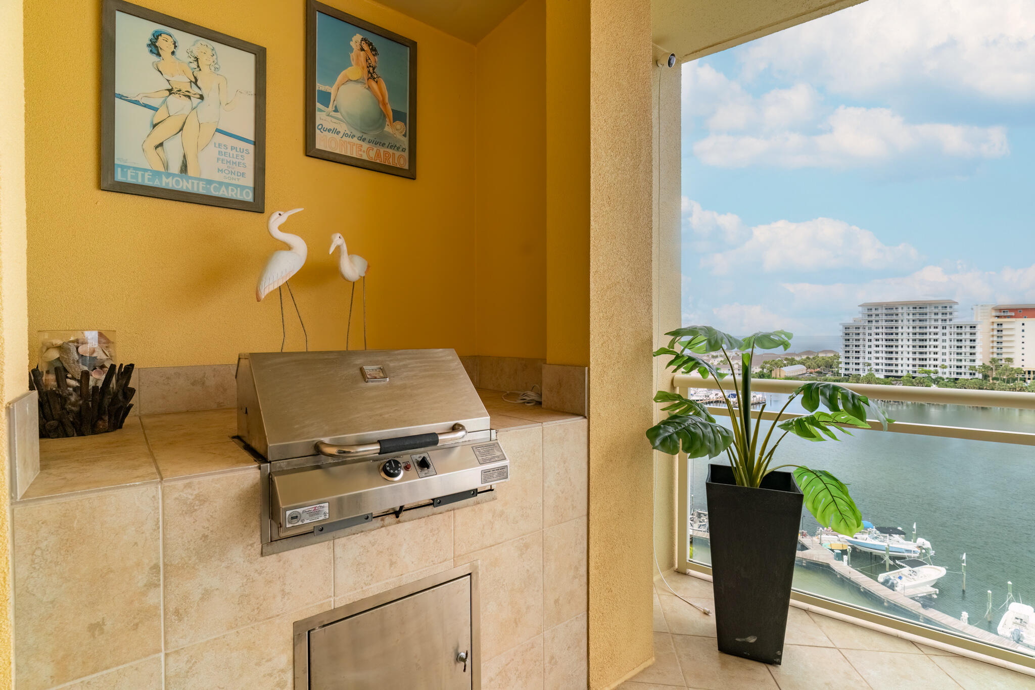 MARABELLA - Residential Lease
