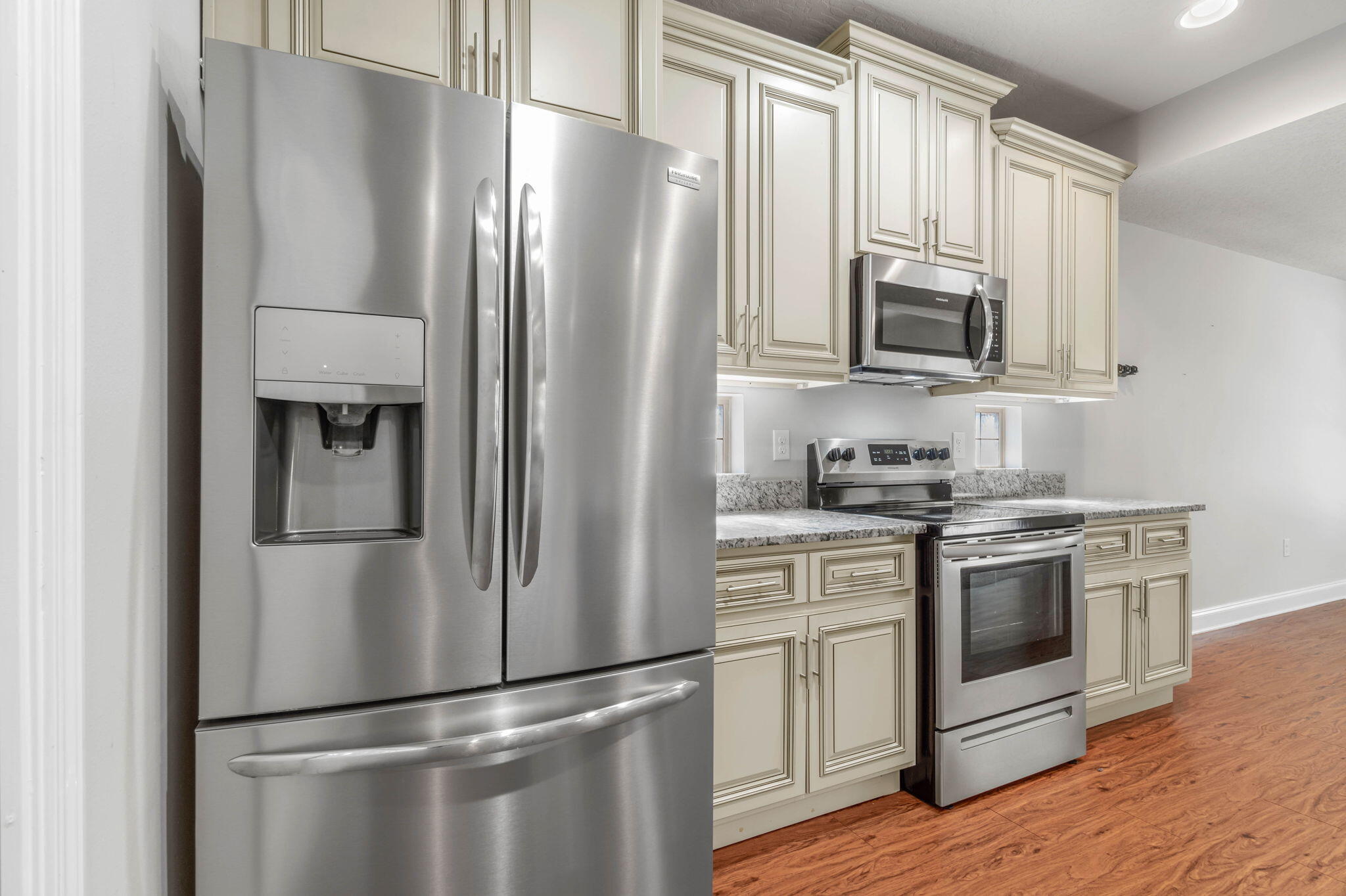 CAMILLE COVE - Residential