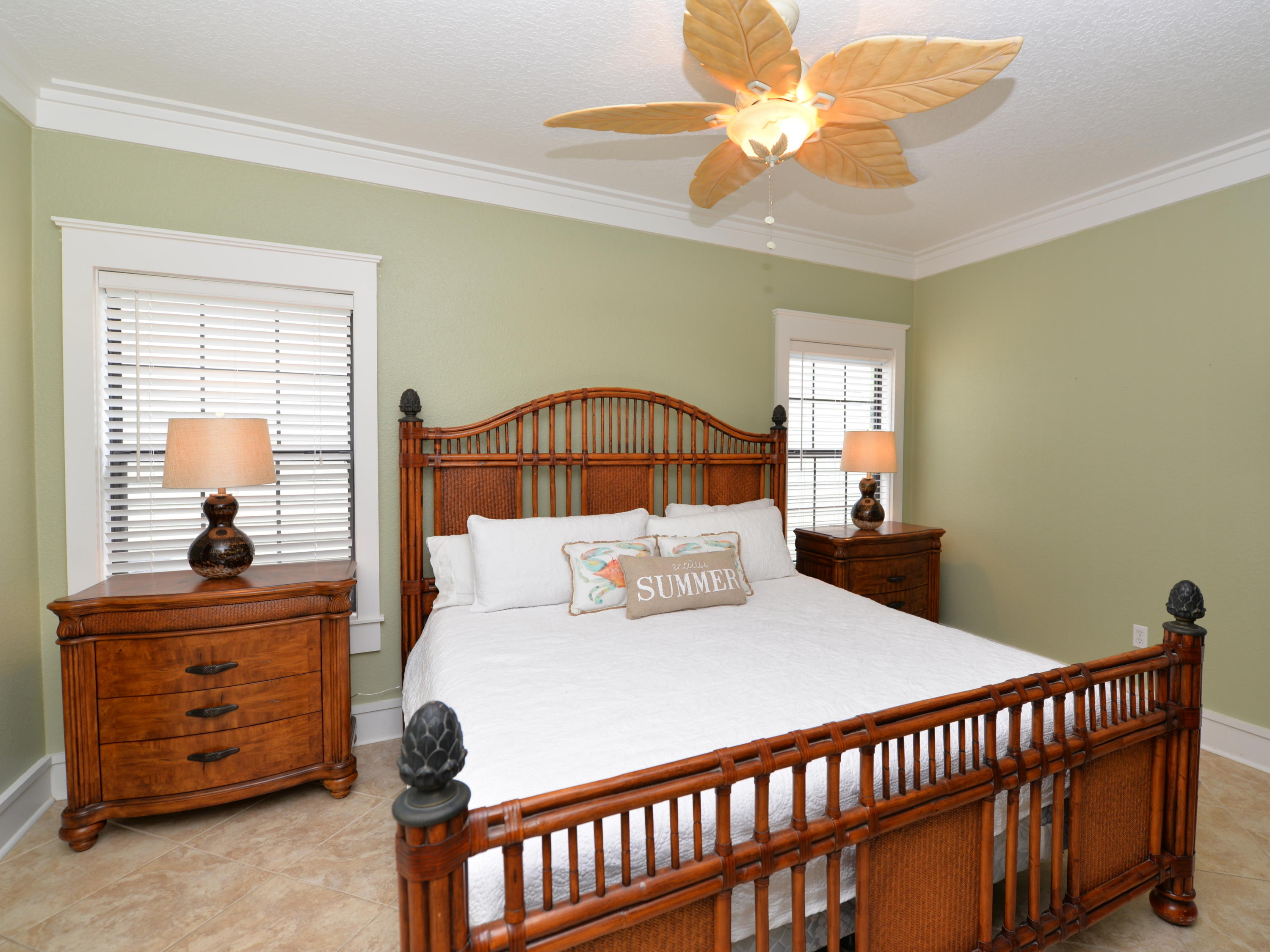 EMERALD WATERS VILLAGE - Residential