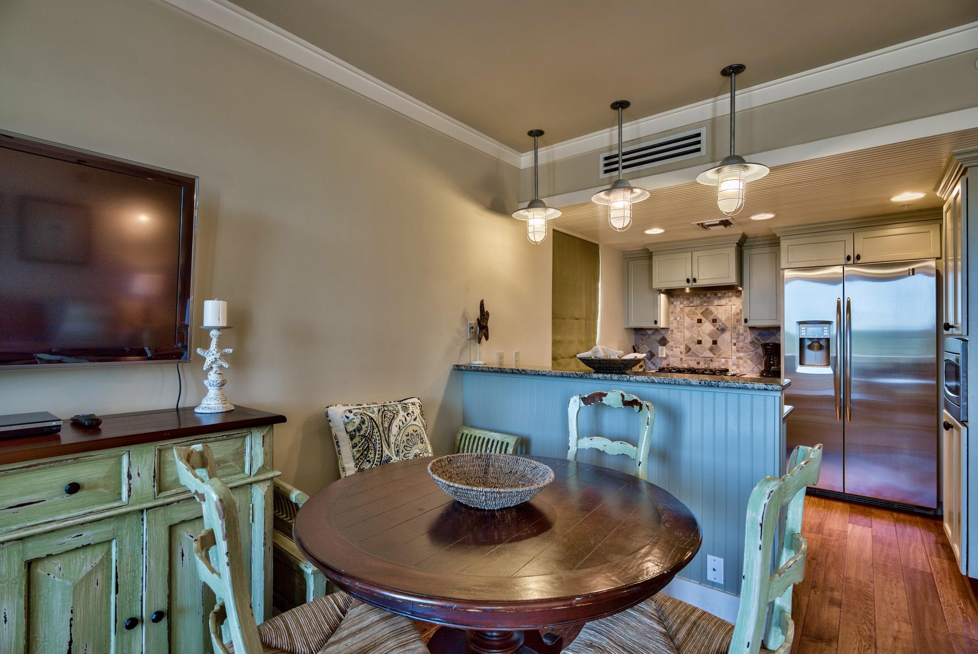 SIX PALMS - Residential