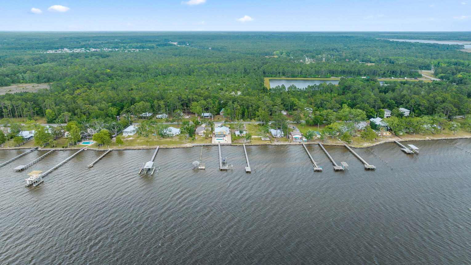 BAY GROVE - Residential