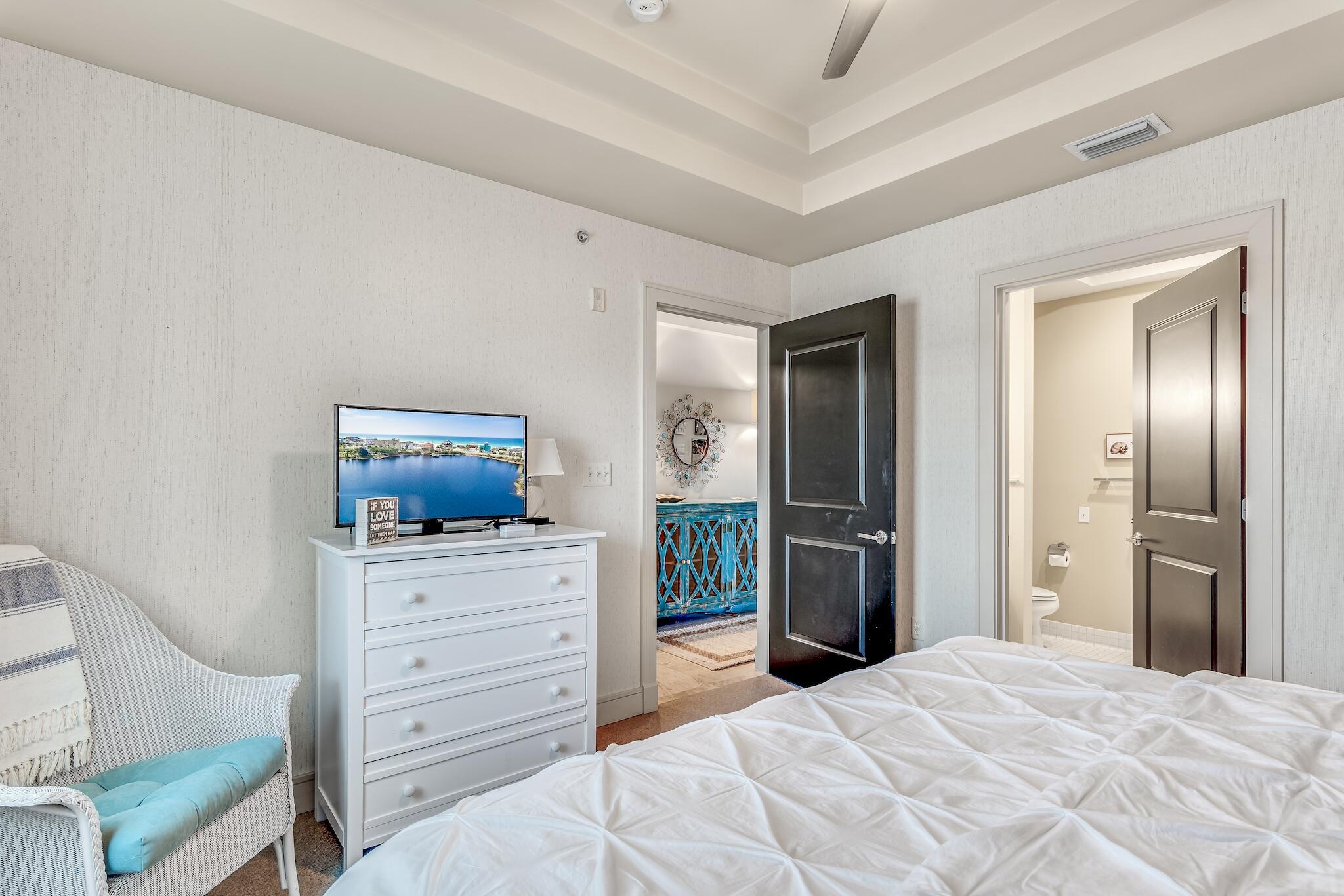 PARK PLACE ON SEAGROVE BEACH#402 - Residential