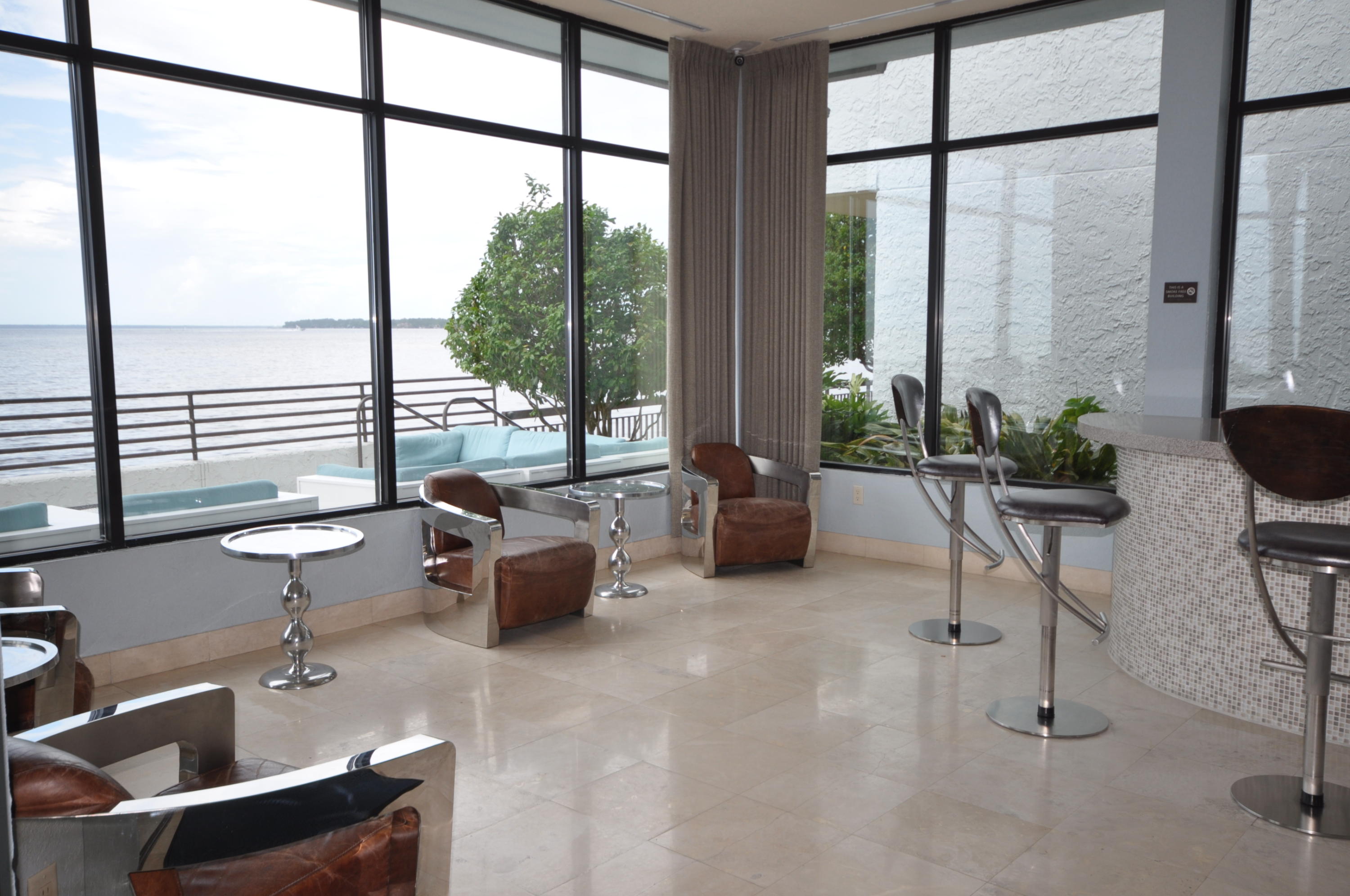 BAYSIDE CONDO SANDESTIN - Residential