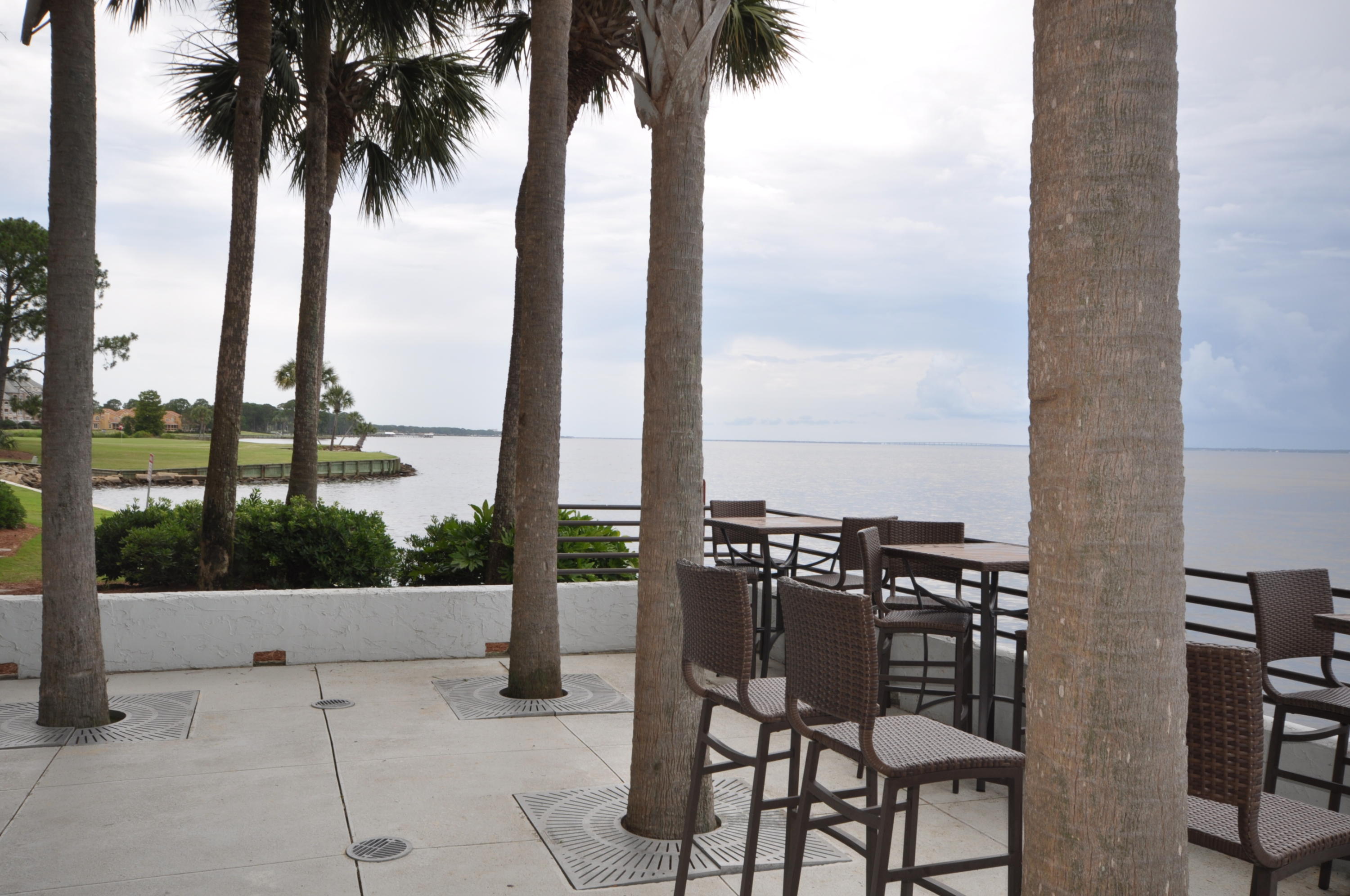 BAYSIDE CONDO SANDESTIN - Residential