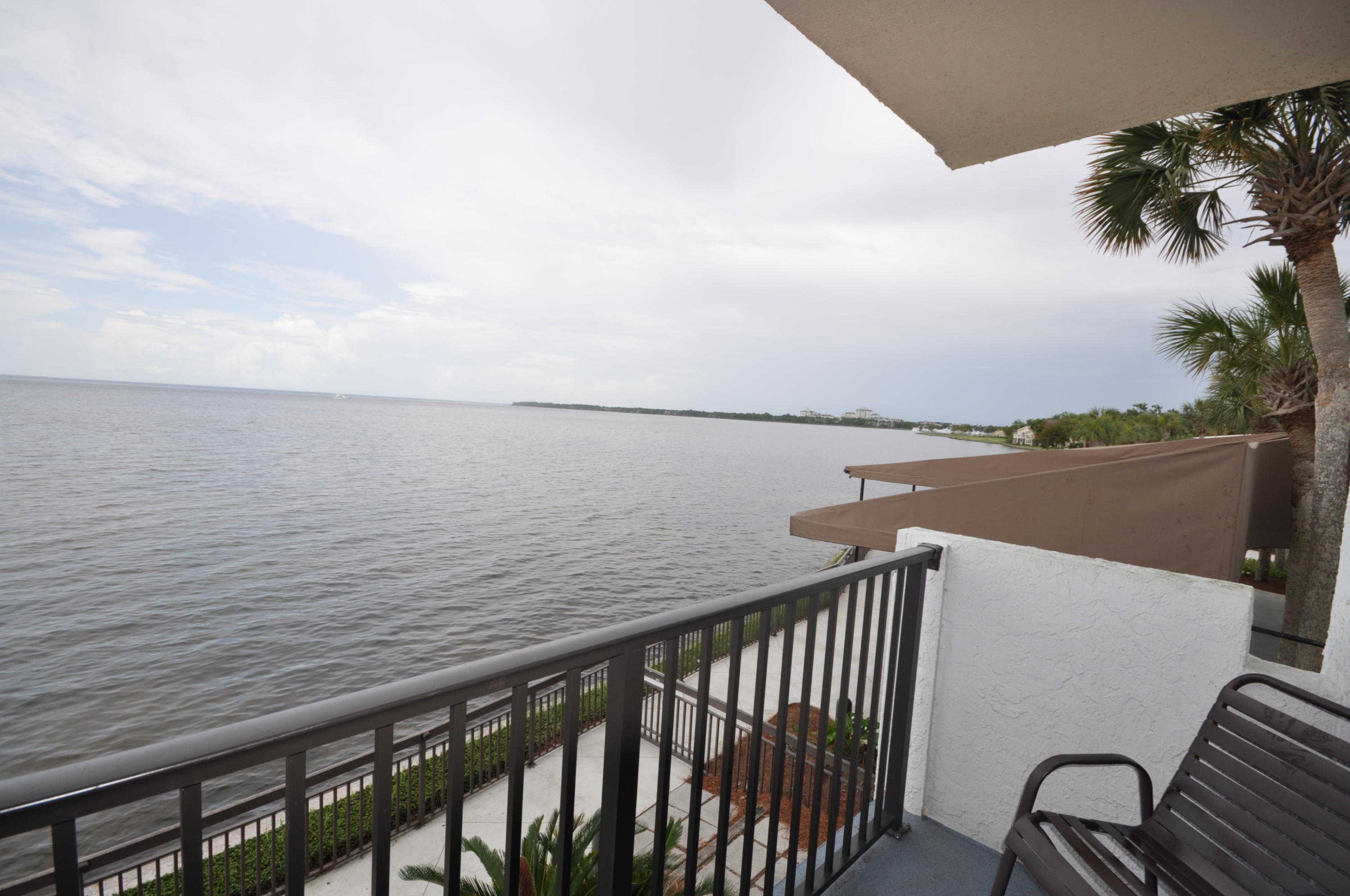 BAYSIDE CONDO SANDESTIN - Residential