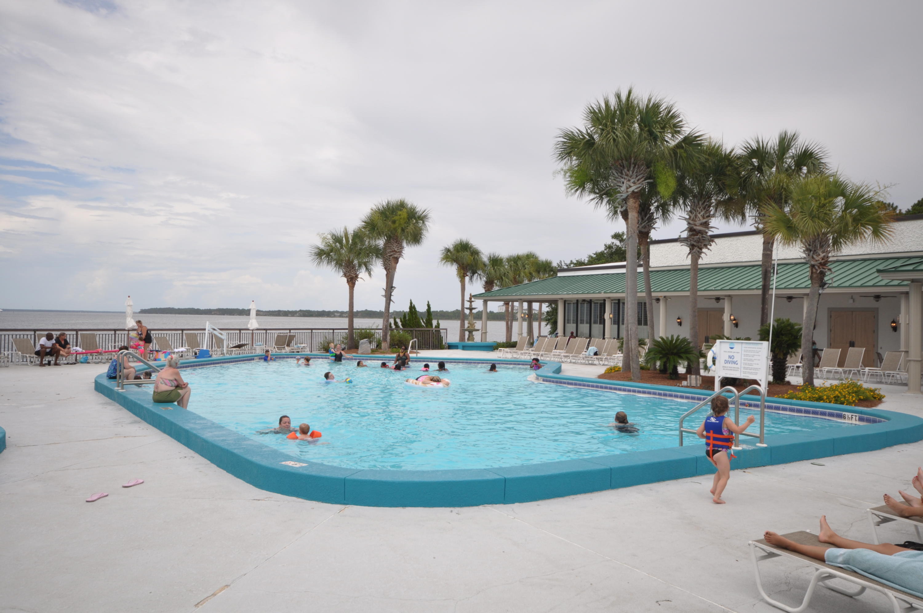 BAYSIDE CONDO SANDESTIN - Residential