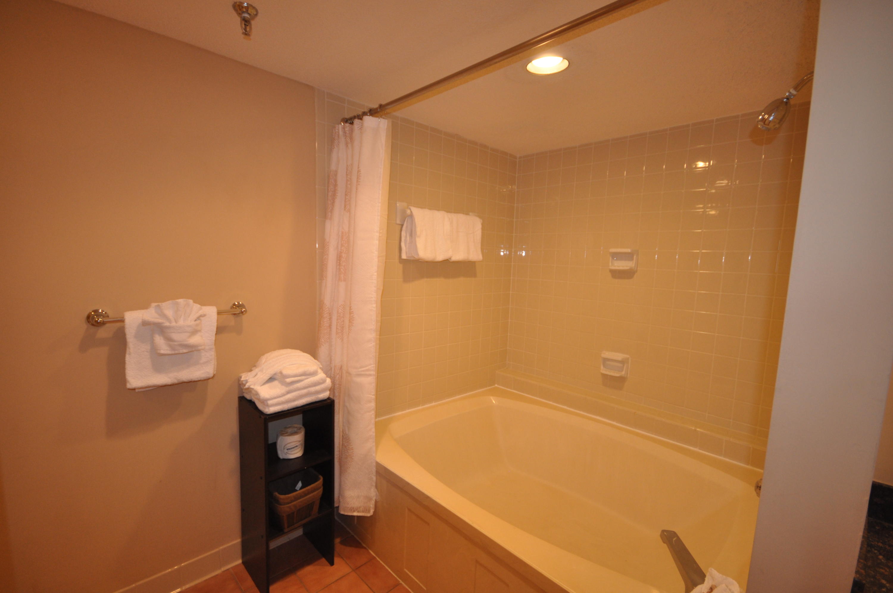 BAYSIDE CONDO SANDESTIN - Residential