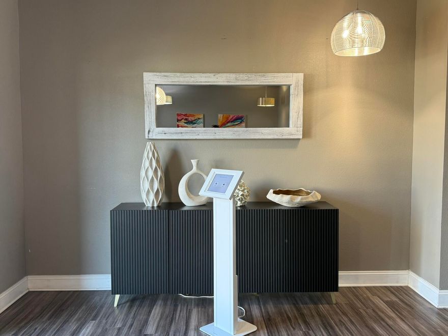 Professional Business Suite available in the 4 9th Ave Business Complex in Shalimar. eSuites offers private suites with secure digital keypad access, free high-speed Wi-Fi, shared restrooms and kitchenette, and prominent signage featuring tenant's name at the building entrance. Rent also includes power, water, sewage, and trash. Month-2-Month lease options available.