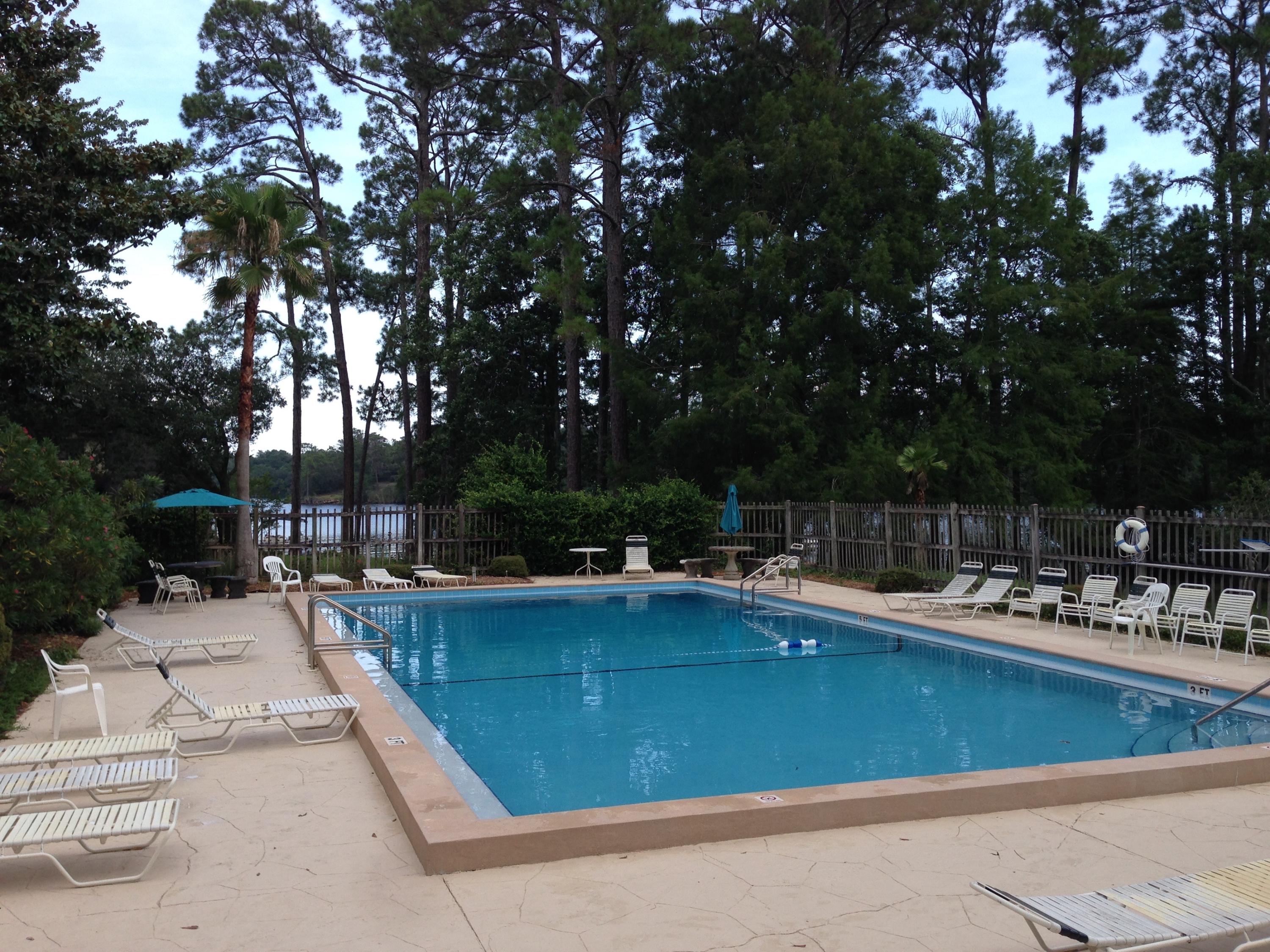 HIDDEN COVE T/H - Residential