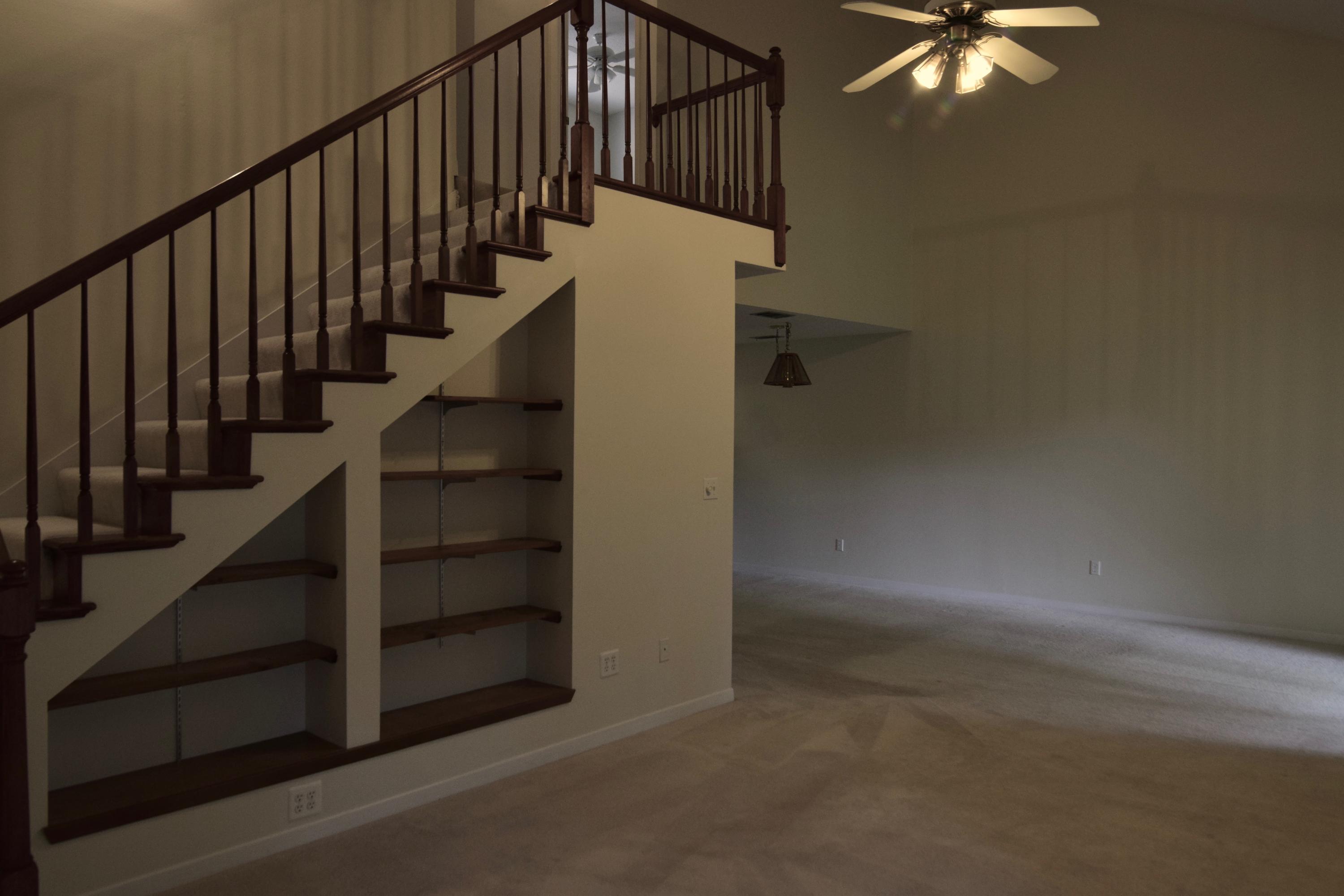 HIDDEN COVE T/H - Residential