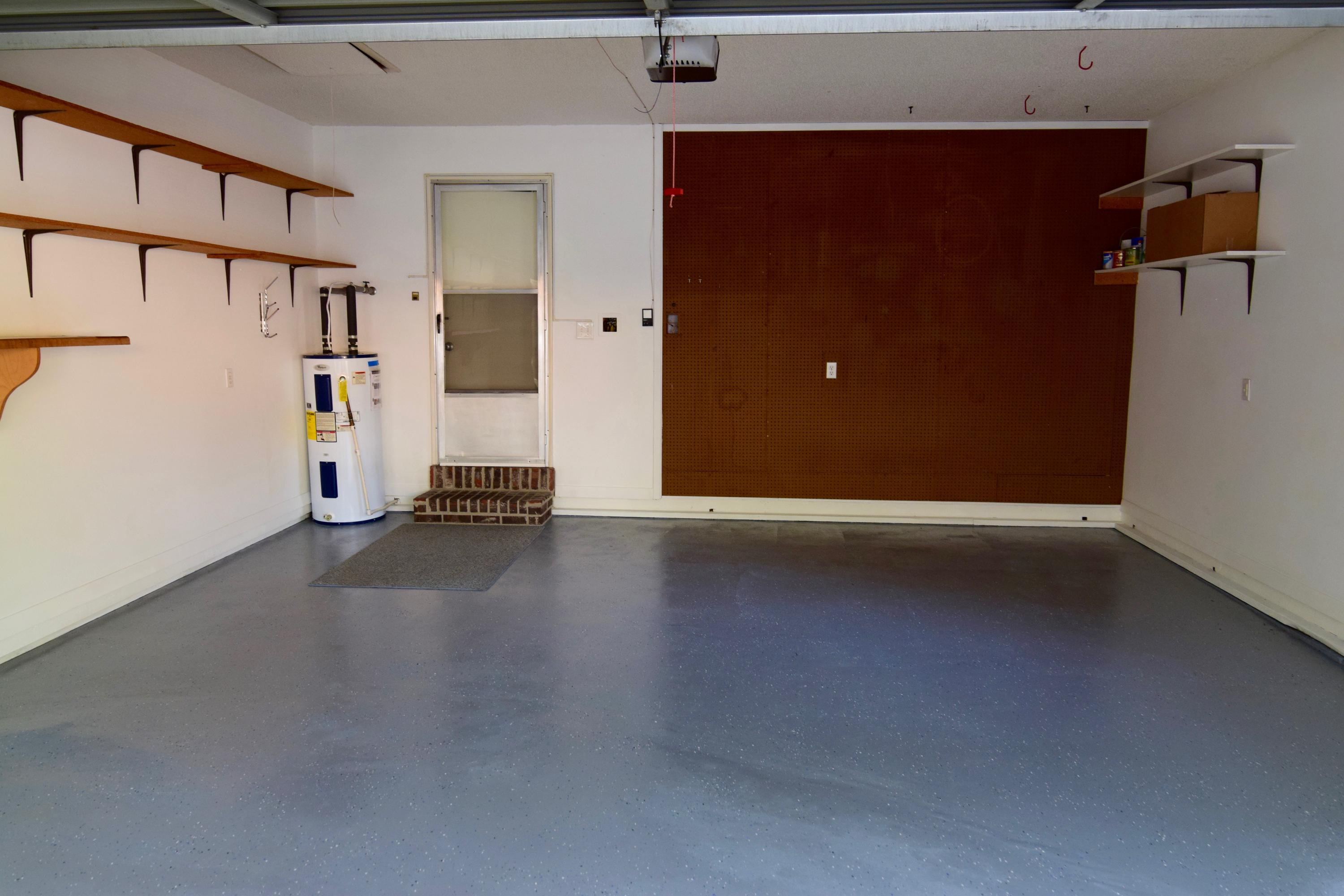 HIDDEN COVE T/H - Residential