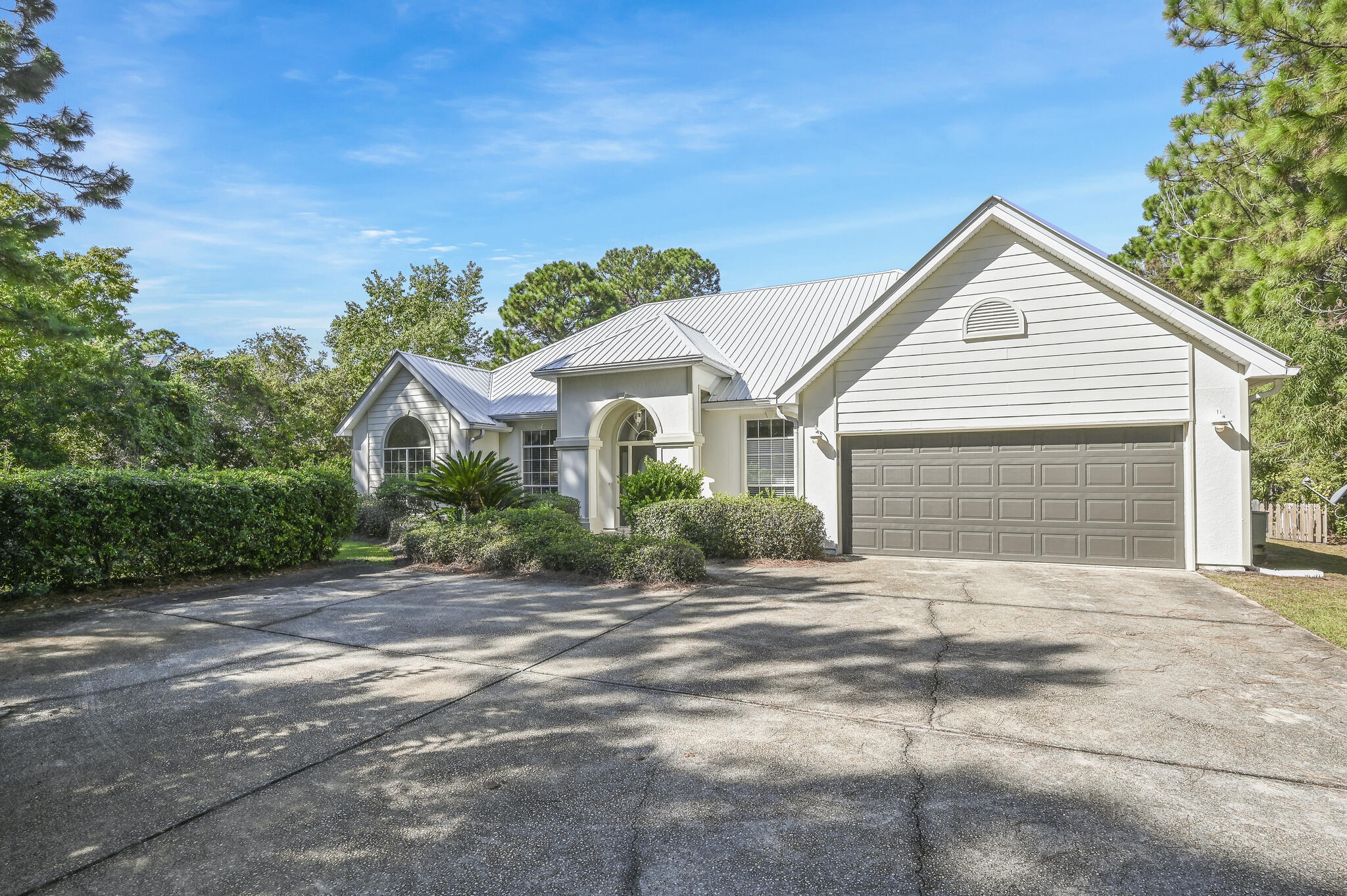 WOODLAND BAYOU ESTATES - Residential