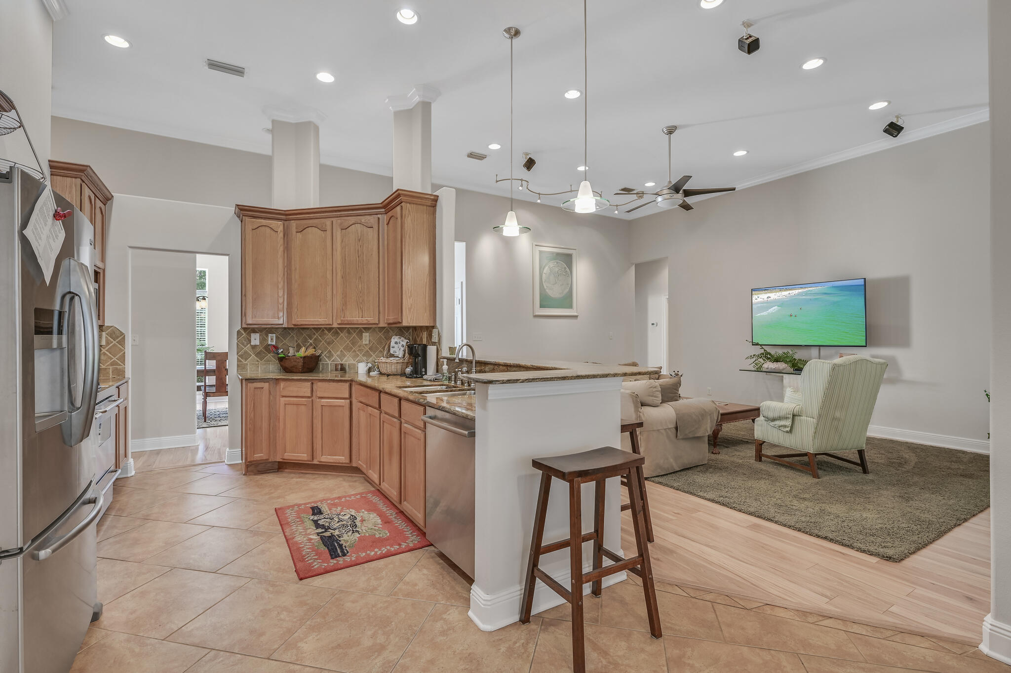 WOODLAND BAYOU ESTATES - Residential