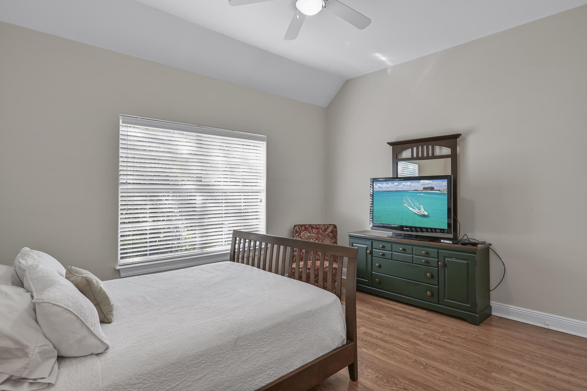 WOODLAND BAYOU ESTATES - Residential