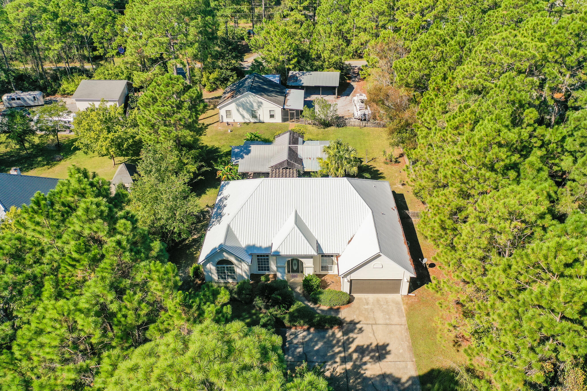 WOODLAND BAYOU ESTATES - Residential