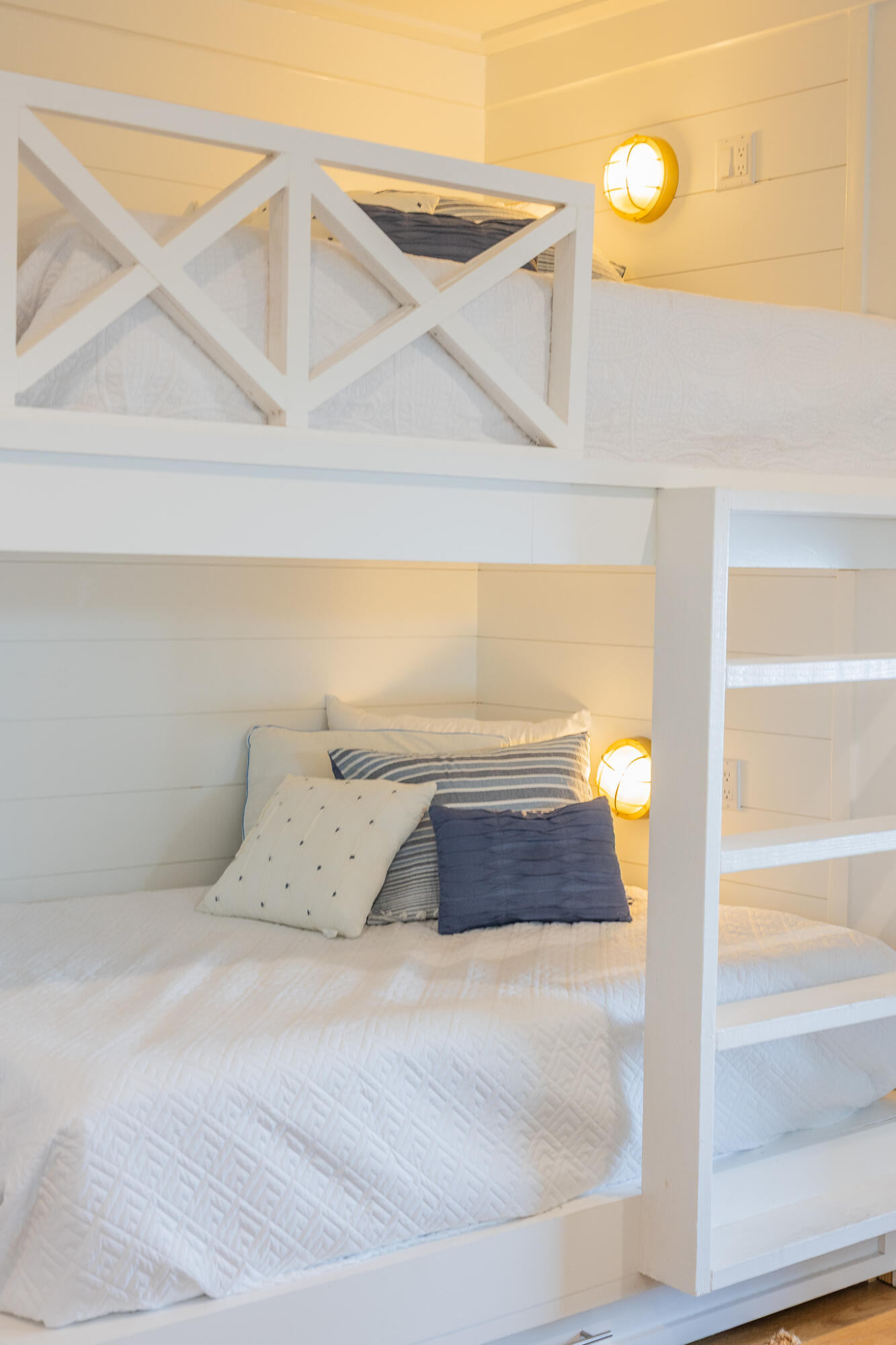Blue Gulf Townhomes - Residential