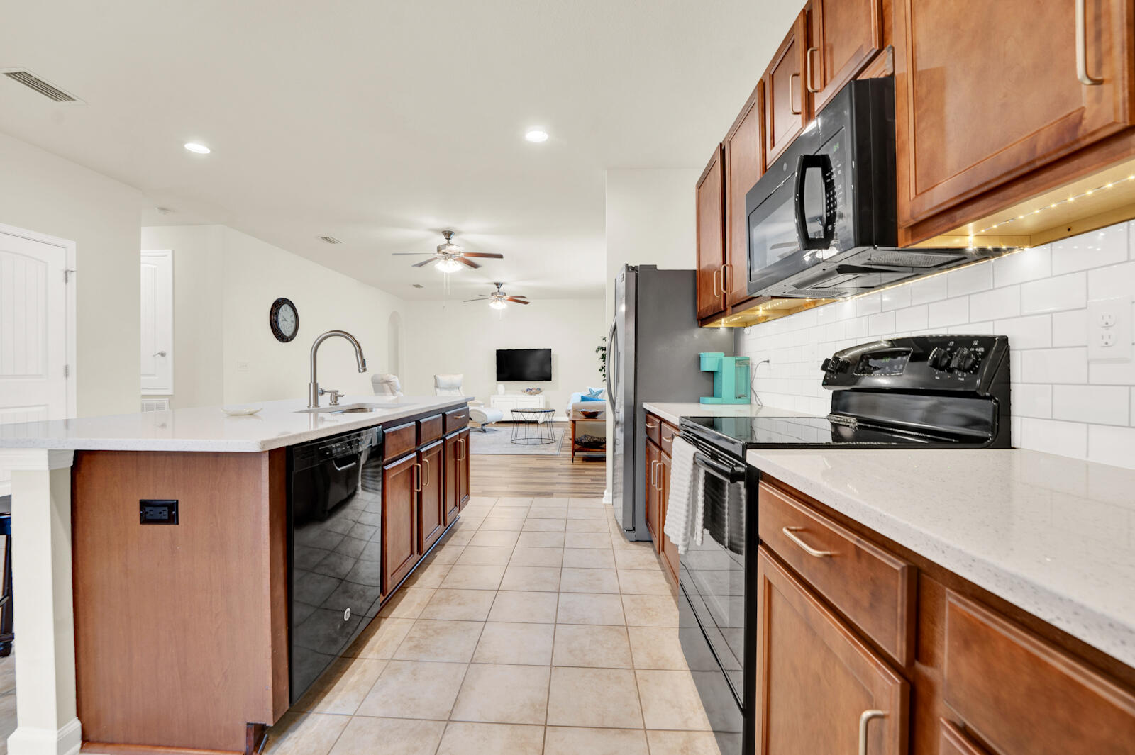 HAMMOCK BAY - Residential