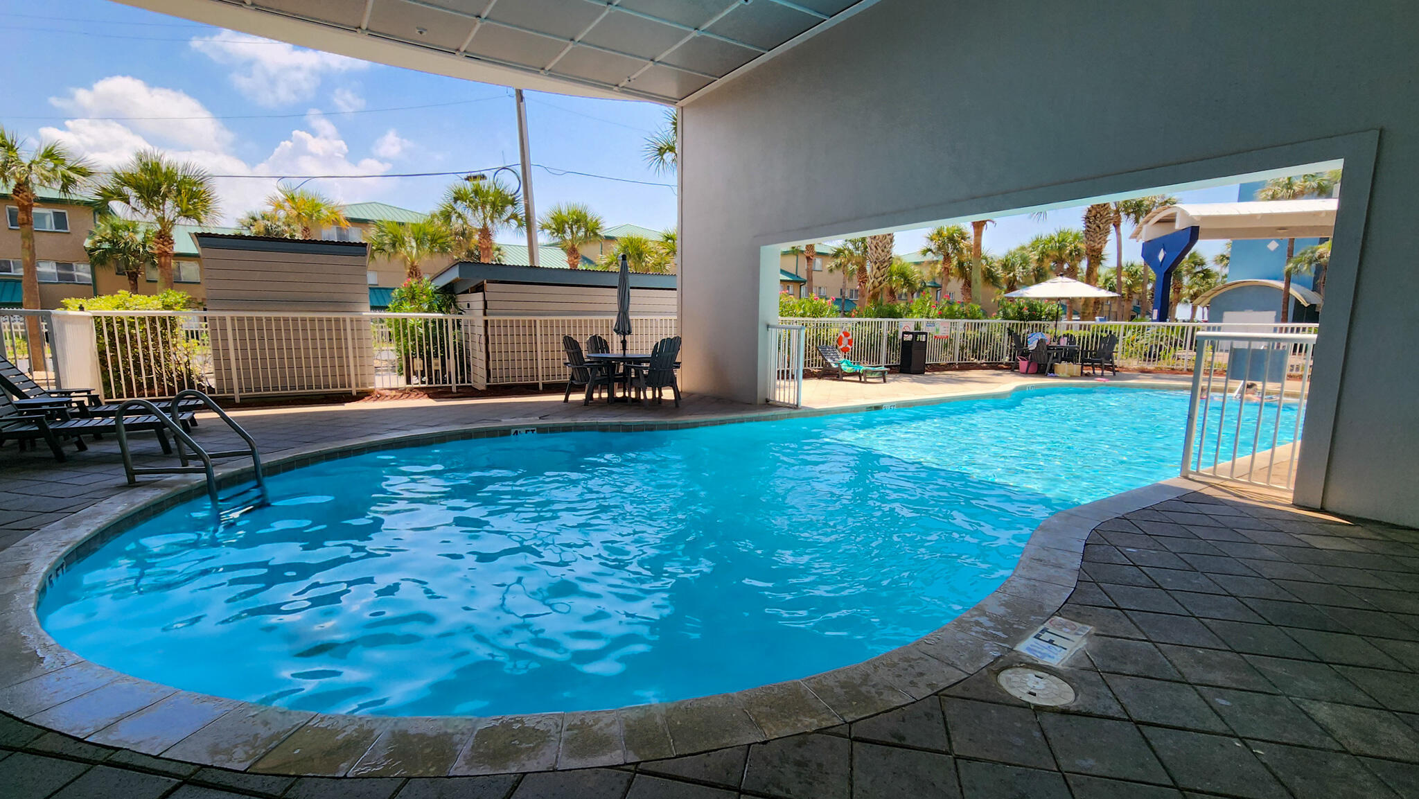 DESTIN WEST BEACH & BAY RESORT-GULFSIDE - Residential
