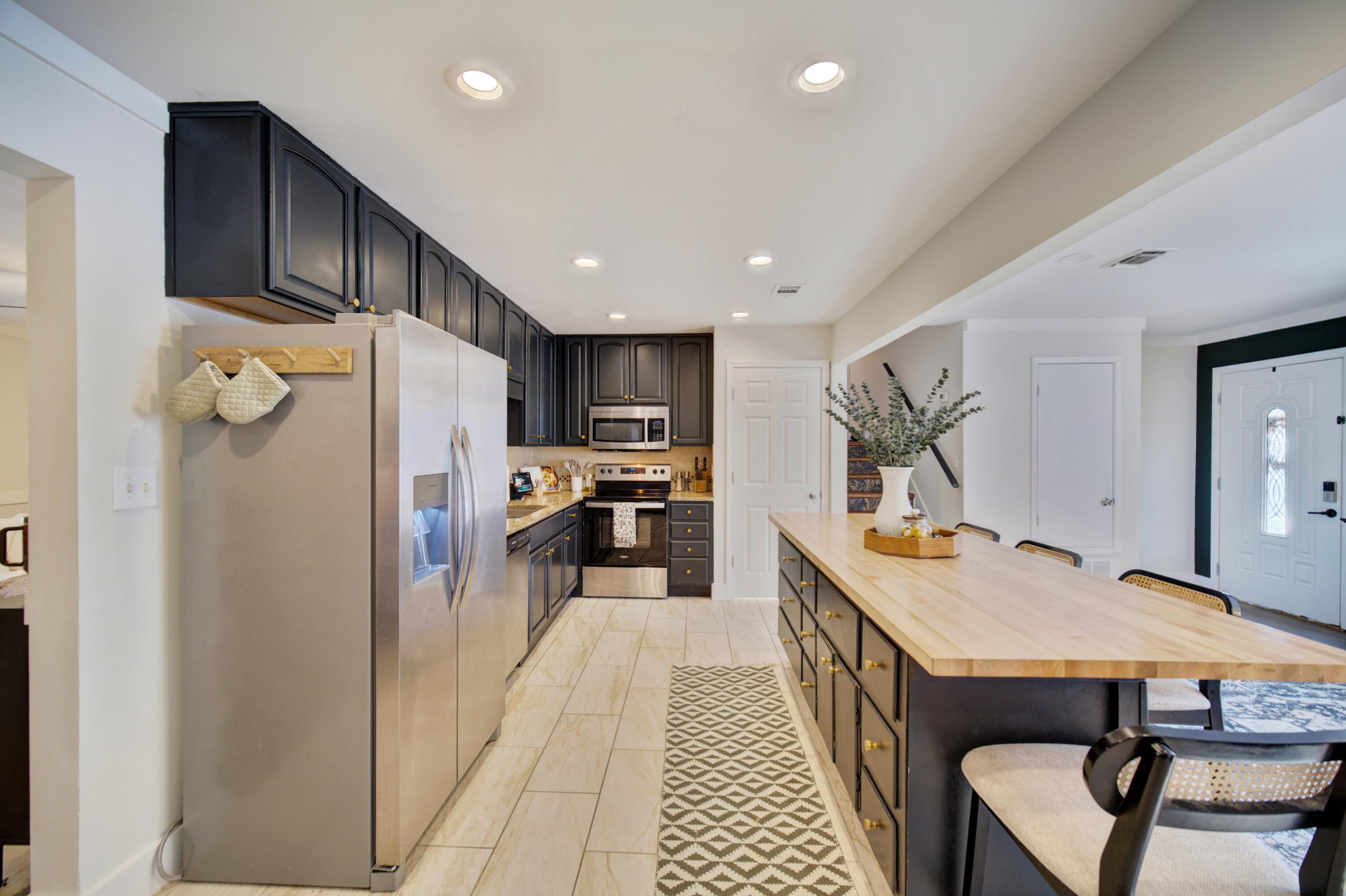 CREEKSIDE 3 - Residential Lease